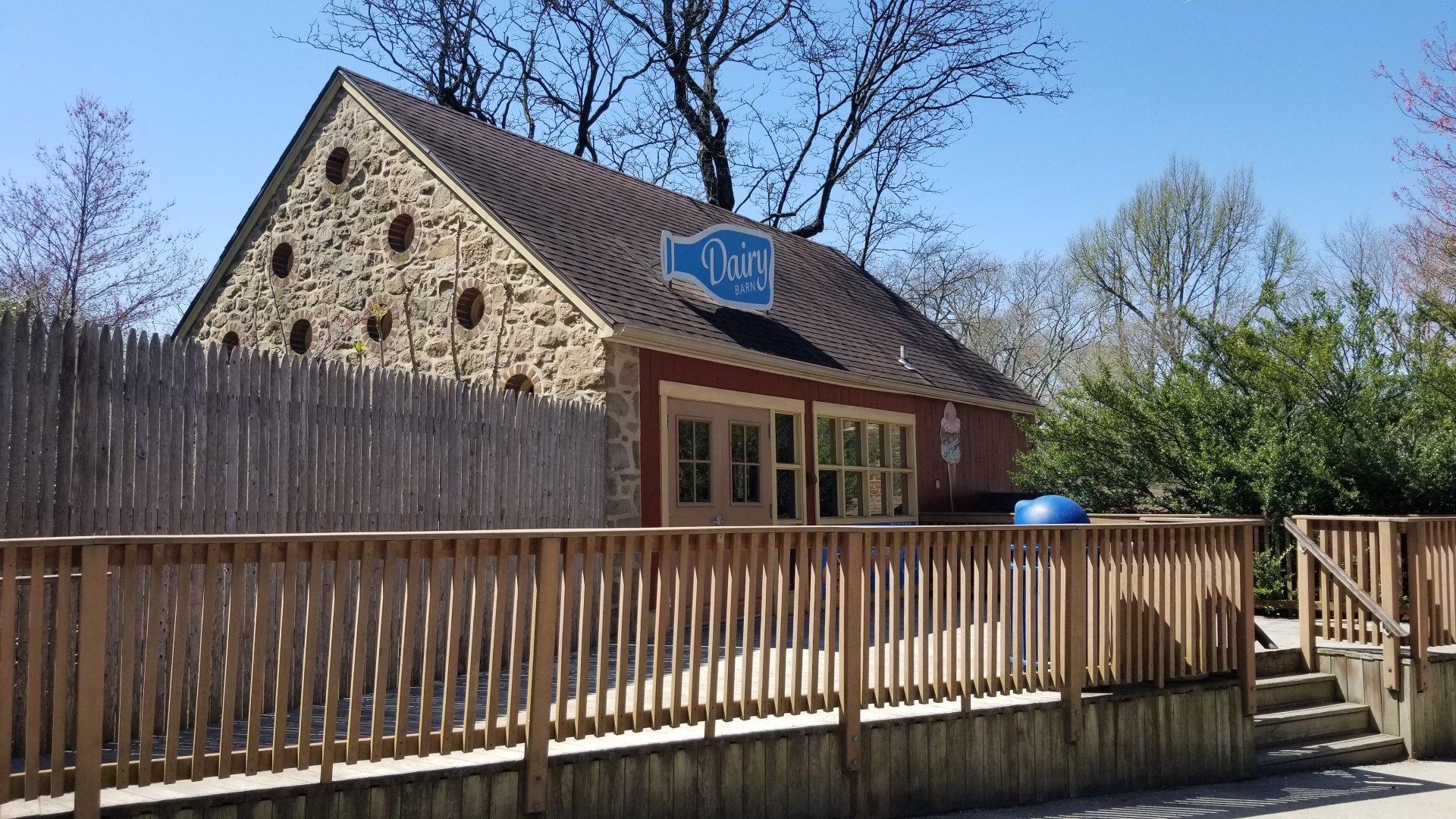 Philly - Dairy barn ice cream shop