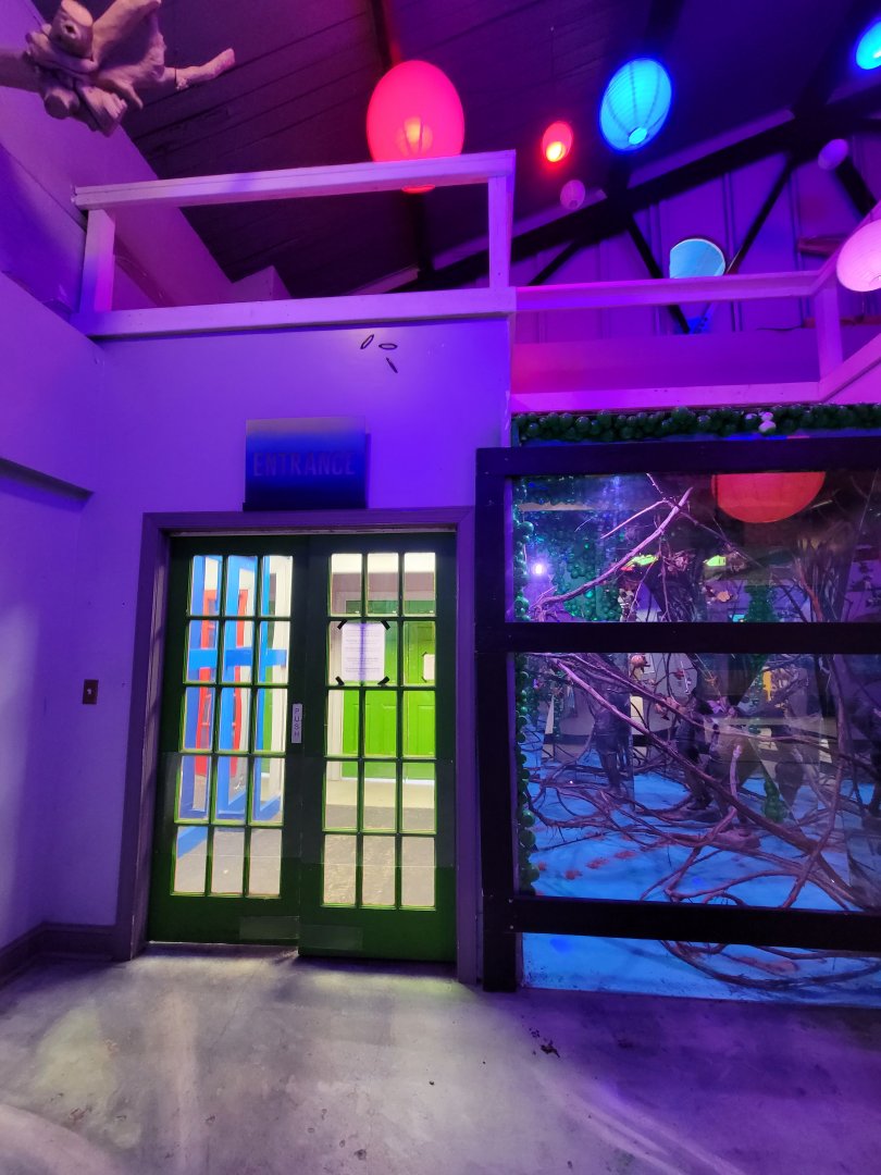 Philly Insectarium - Entrance to butterflies