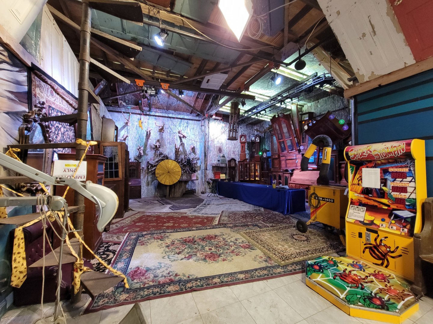 Philly Insectarium - ...Stuff?