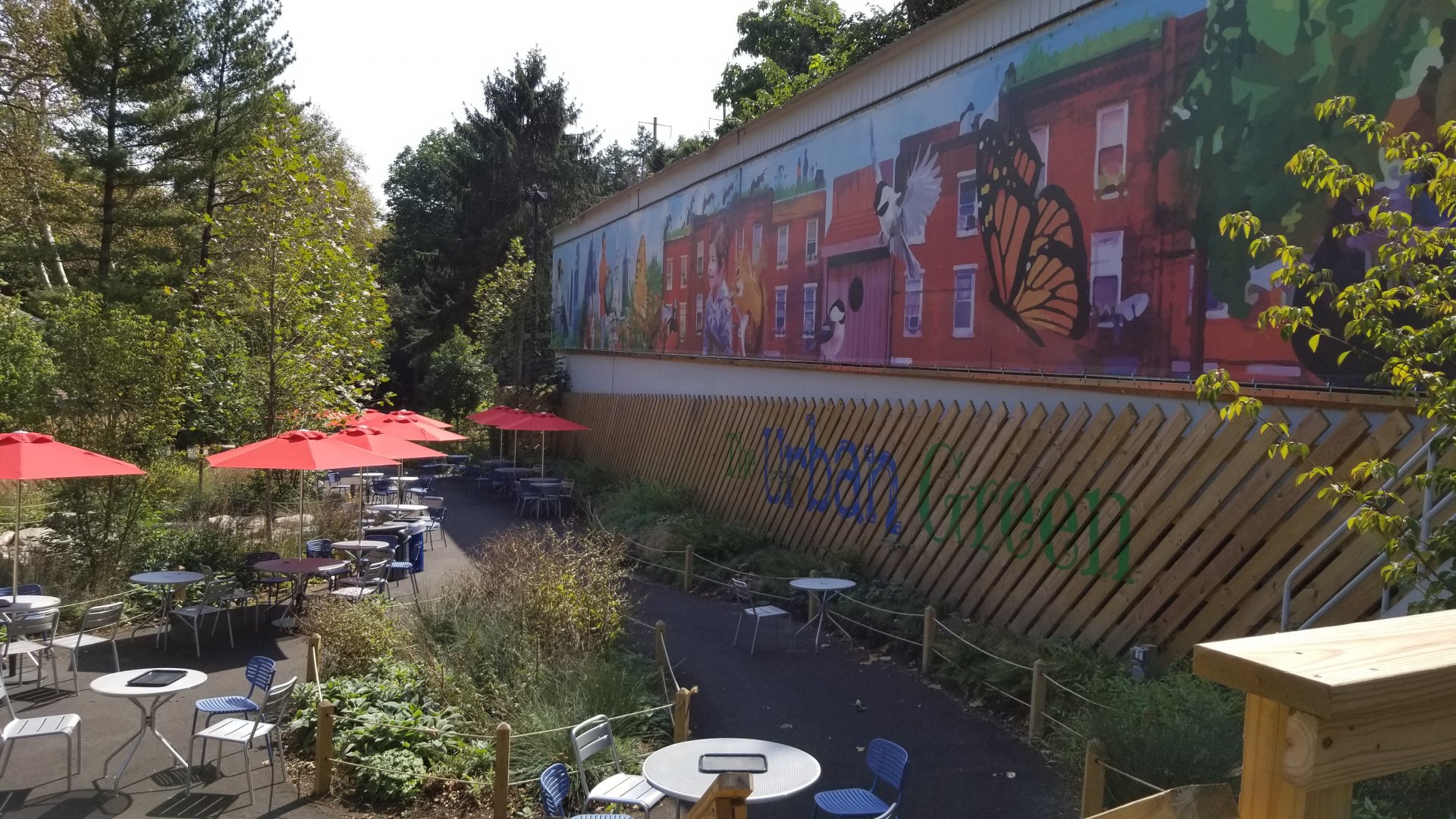 Philly Zoo - Urban Green seating area