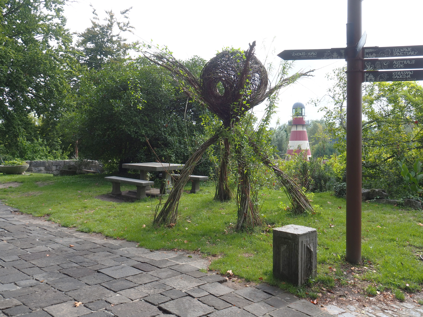 Picnic area, 2022-09-15