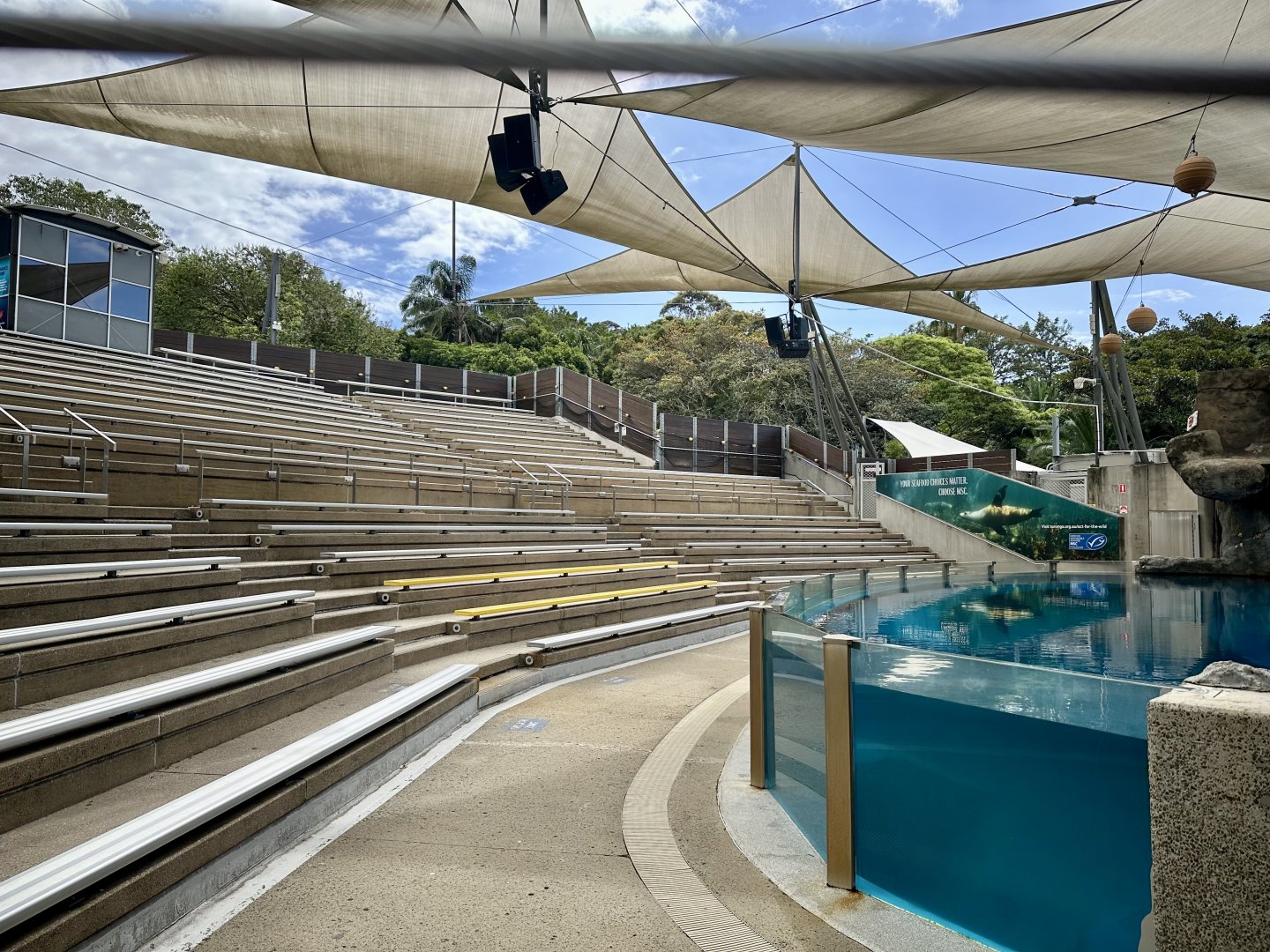 Pinniped Show Stadium