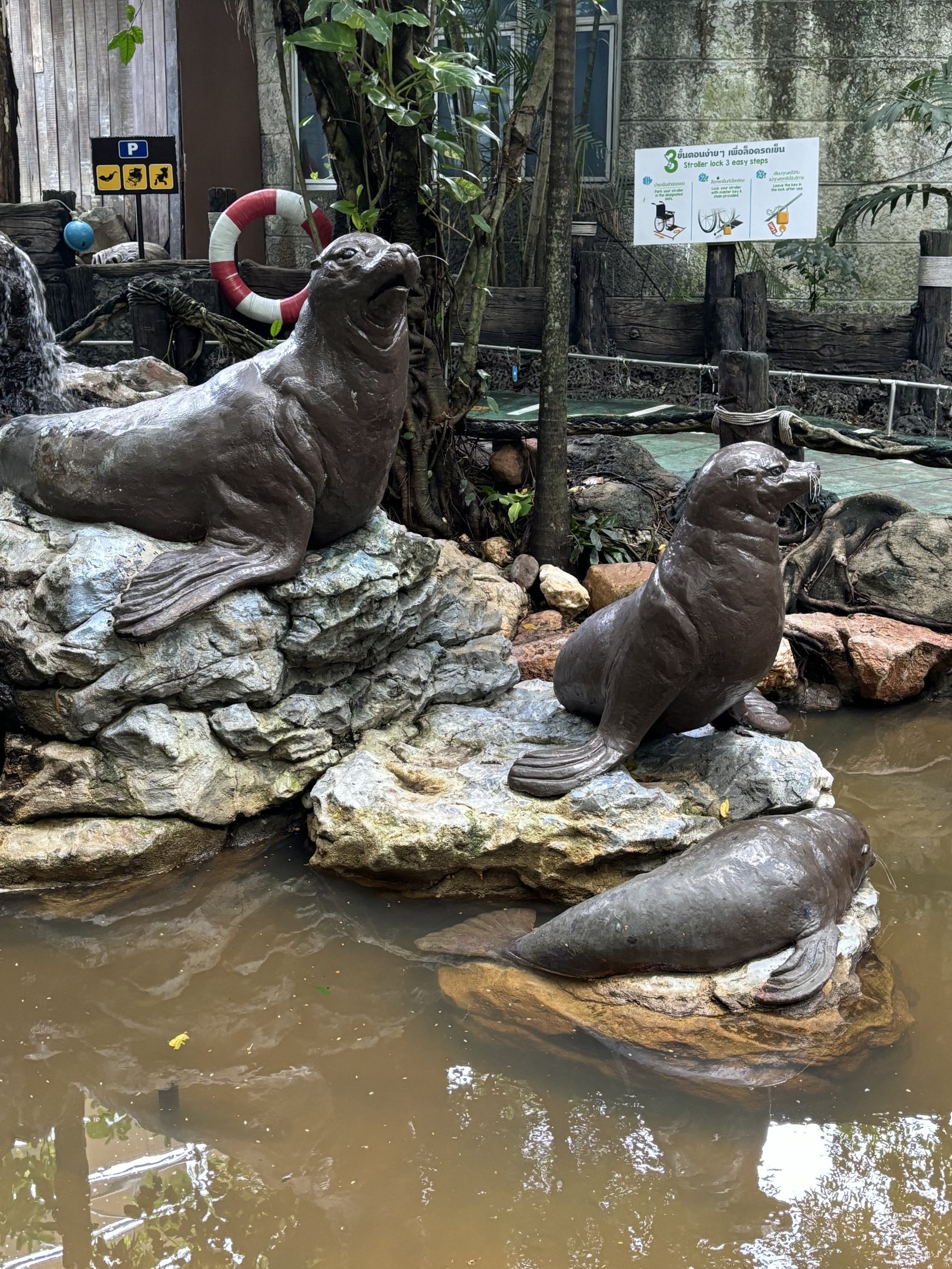 Pinniped Statues