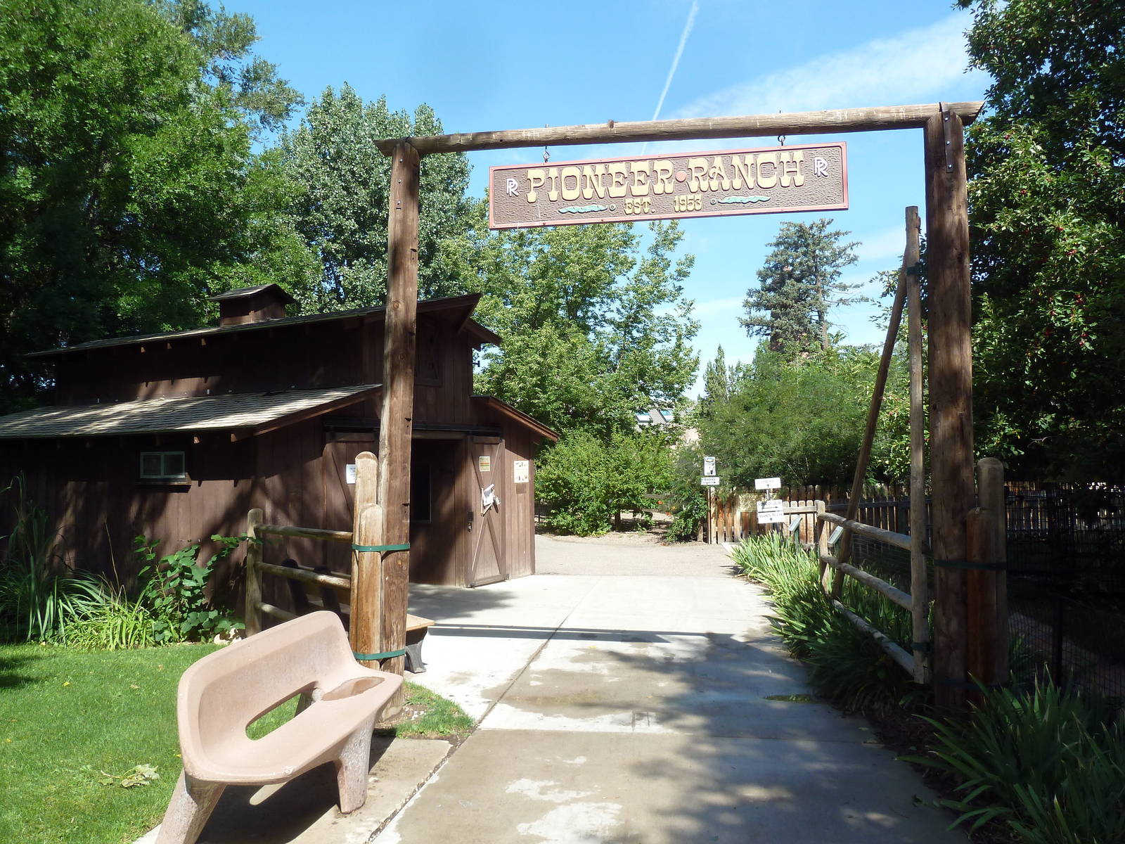 Pioneer Ranch - Entrance