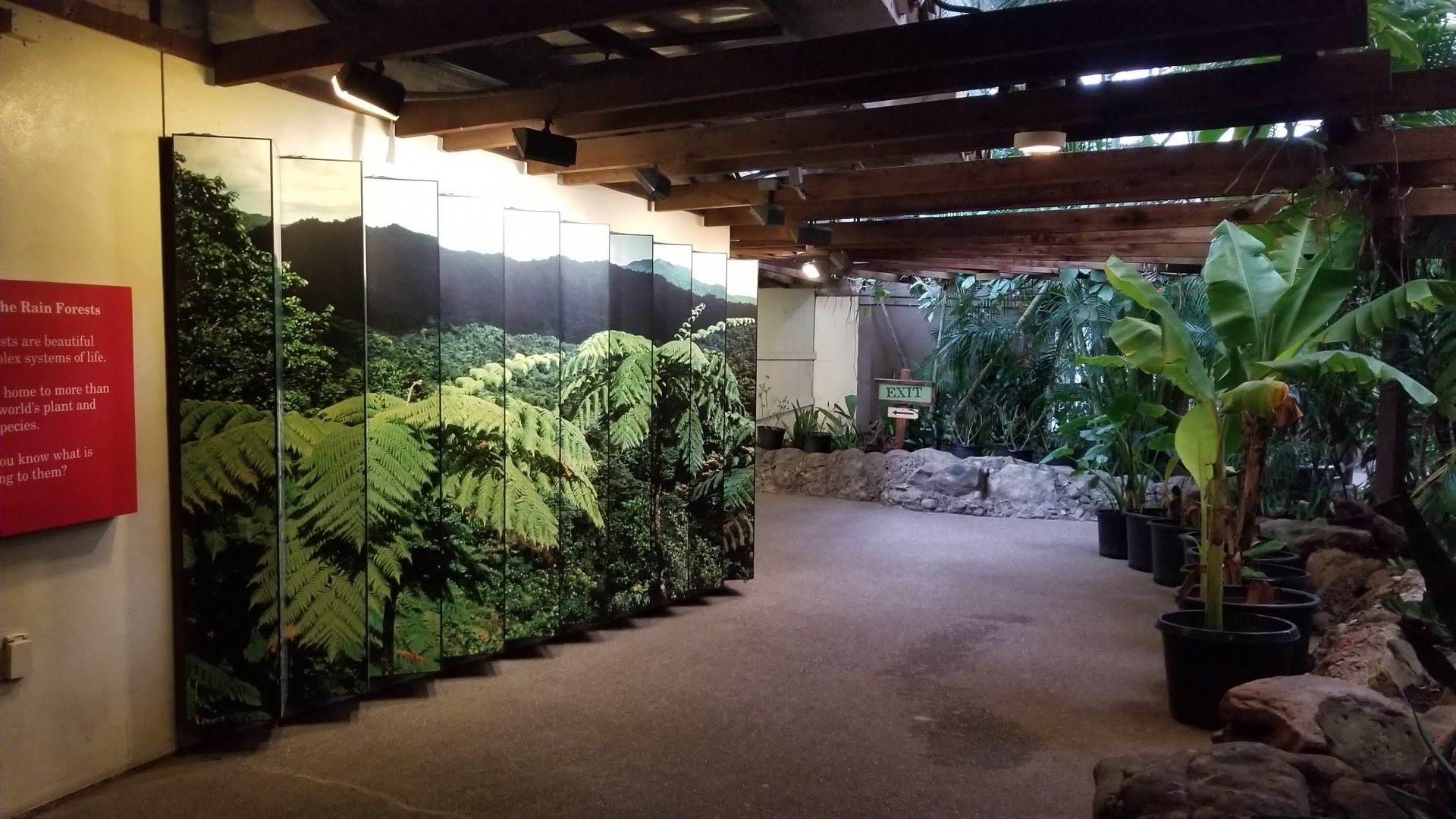 Pittsburgh Zoo - primate building exit