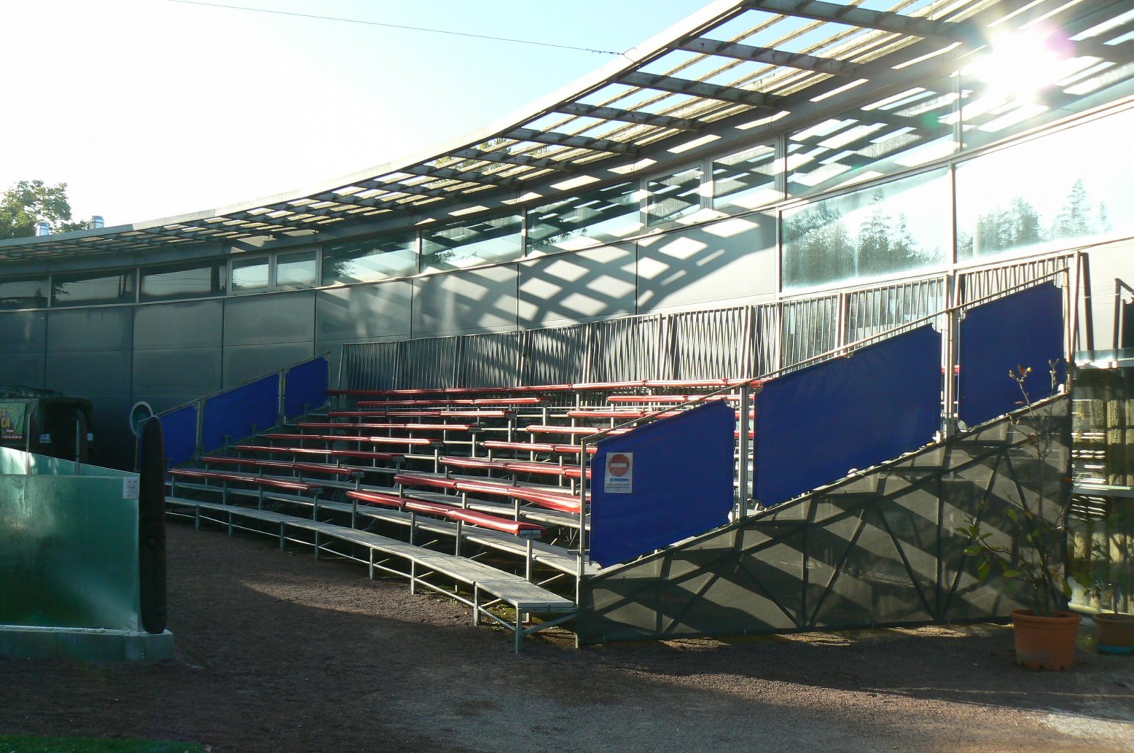 Planet Exotica - Presentation area for reptiles