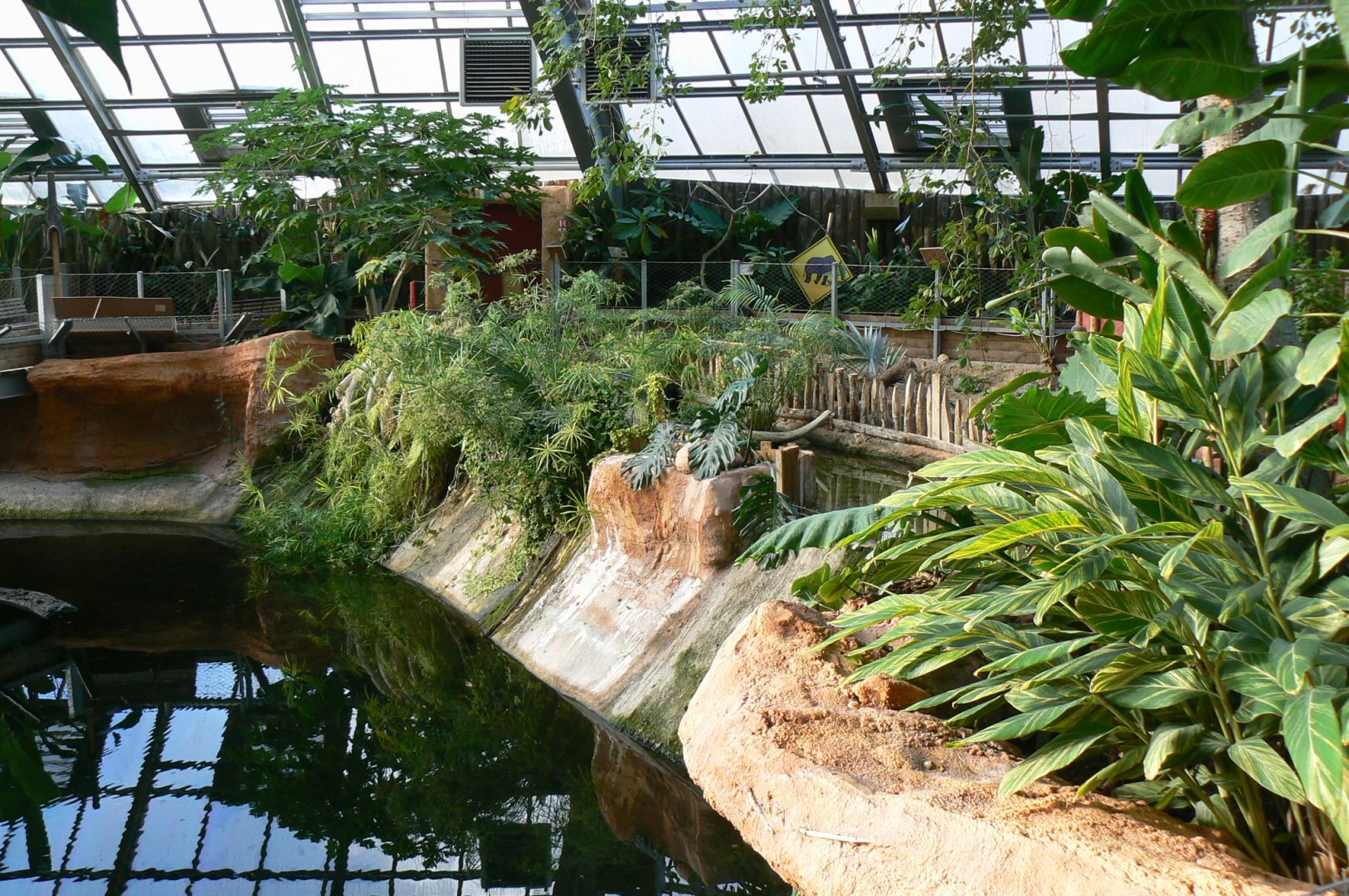 Planète Crocodiles - Theming and general view