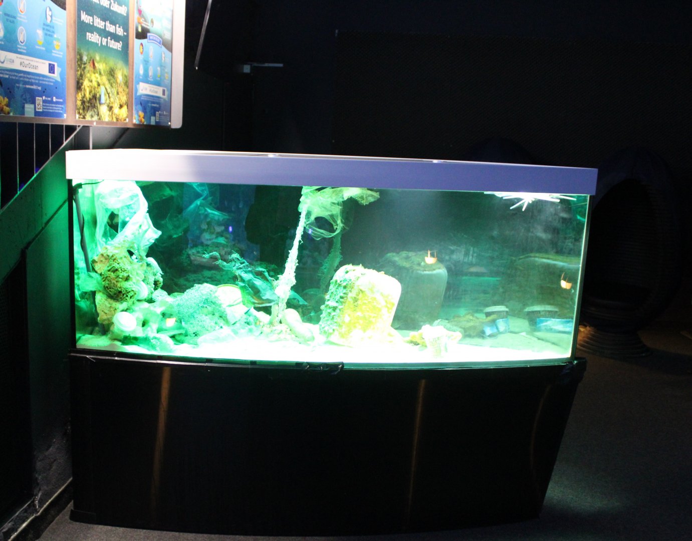 Plastic pollution aquarium