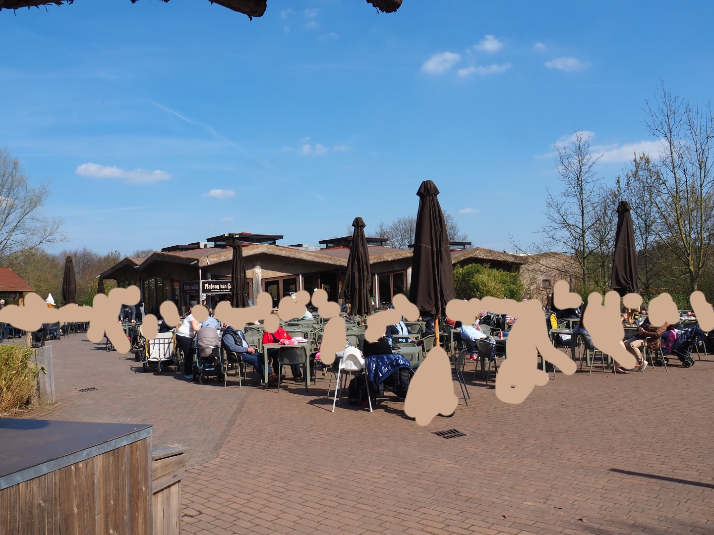 Plateau van Gaia restaurant building and terraces, 2019-03-30