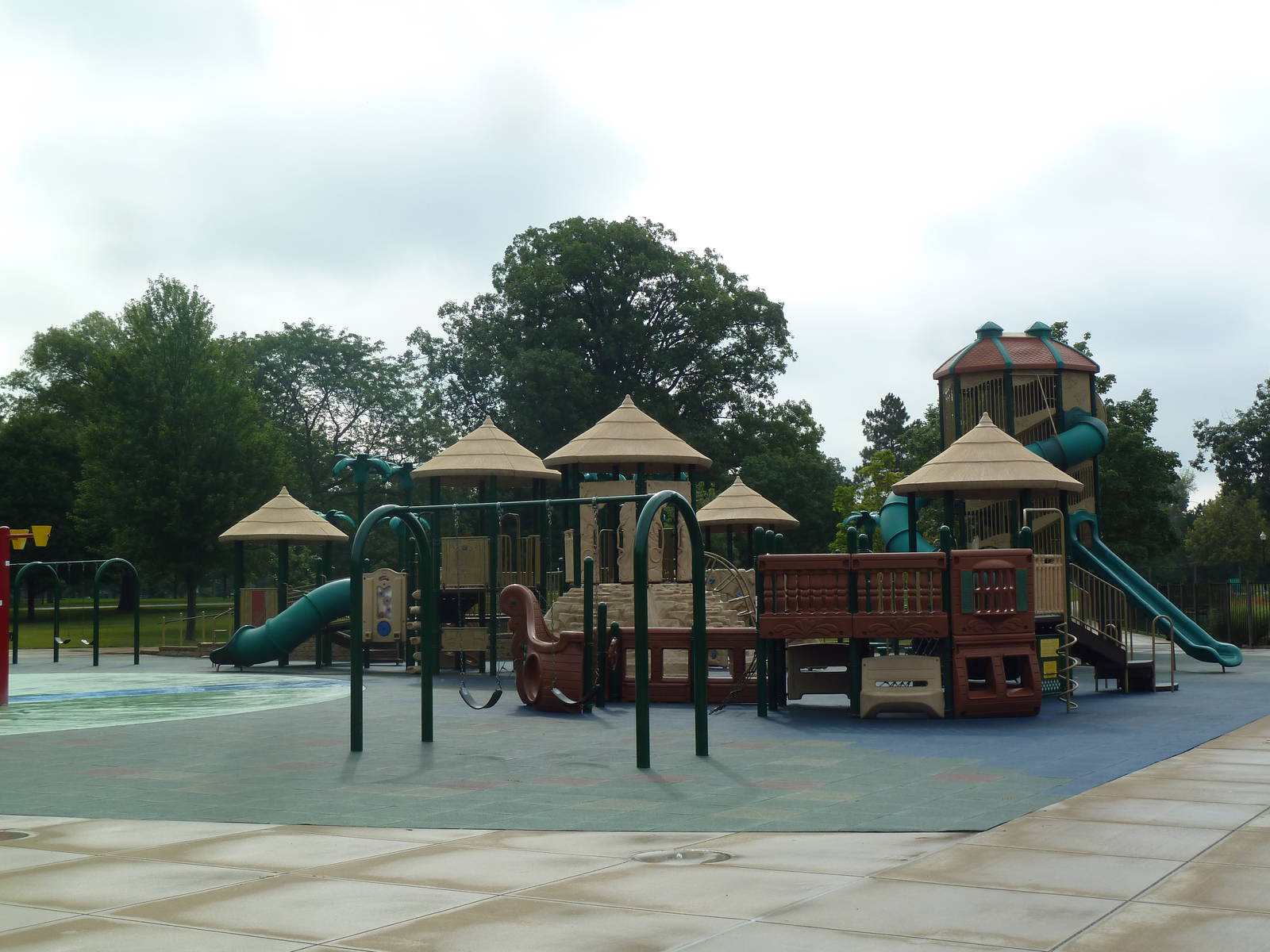 Playground (just outside the zoo)