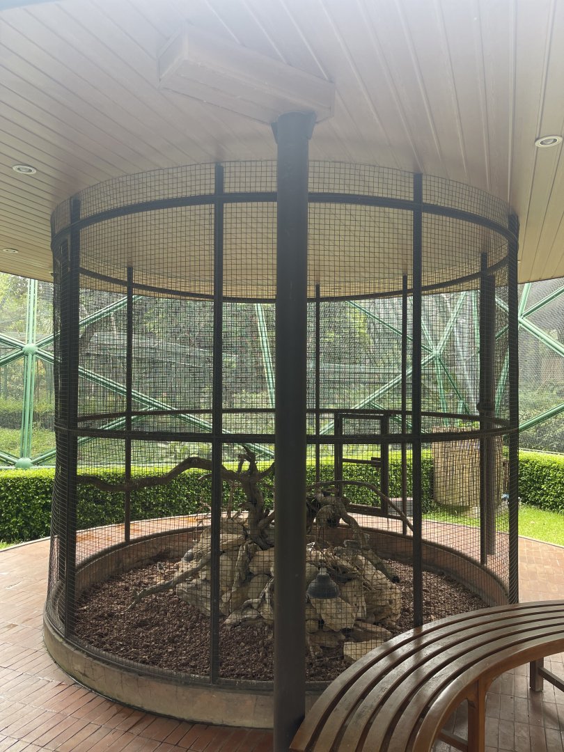 plaza puyuh aviary - taman burung