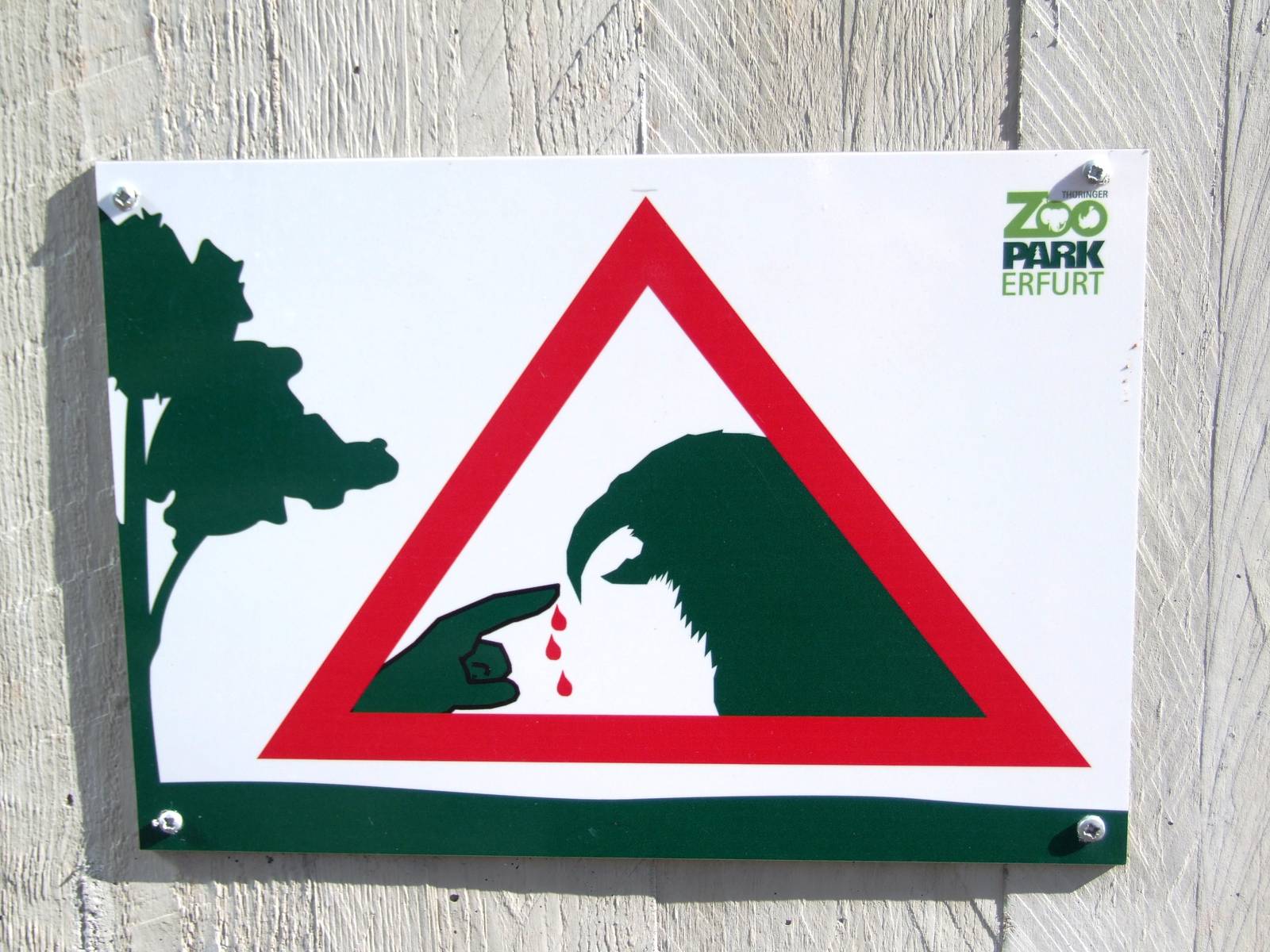 Pleasingly-specific Signage (Part 2) at Erfurt, 18/03/15