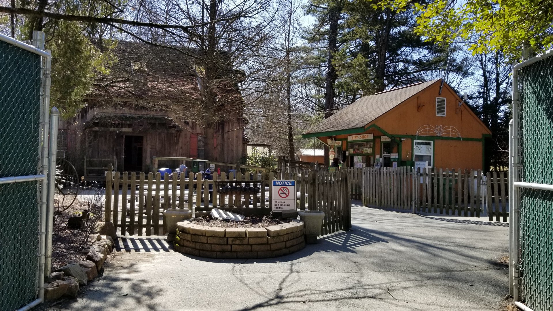 Plumpton Park Zoo - Entrance