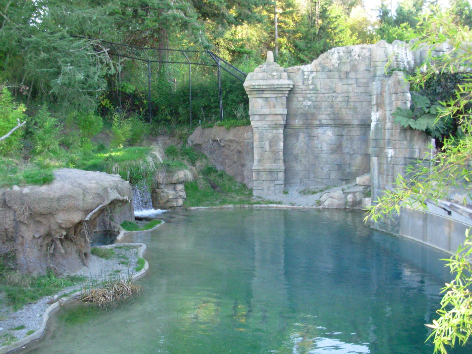 Point Defiance Zoo & Aquarium: Asian Forest Exhibit