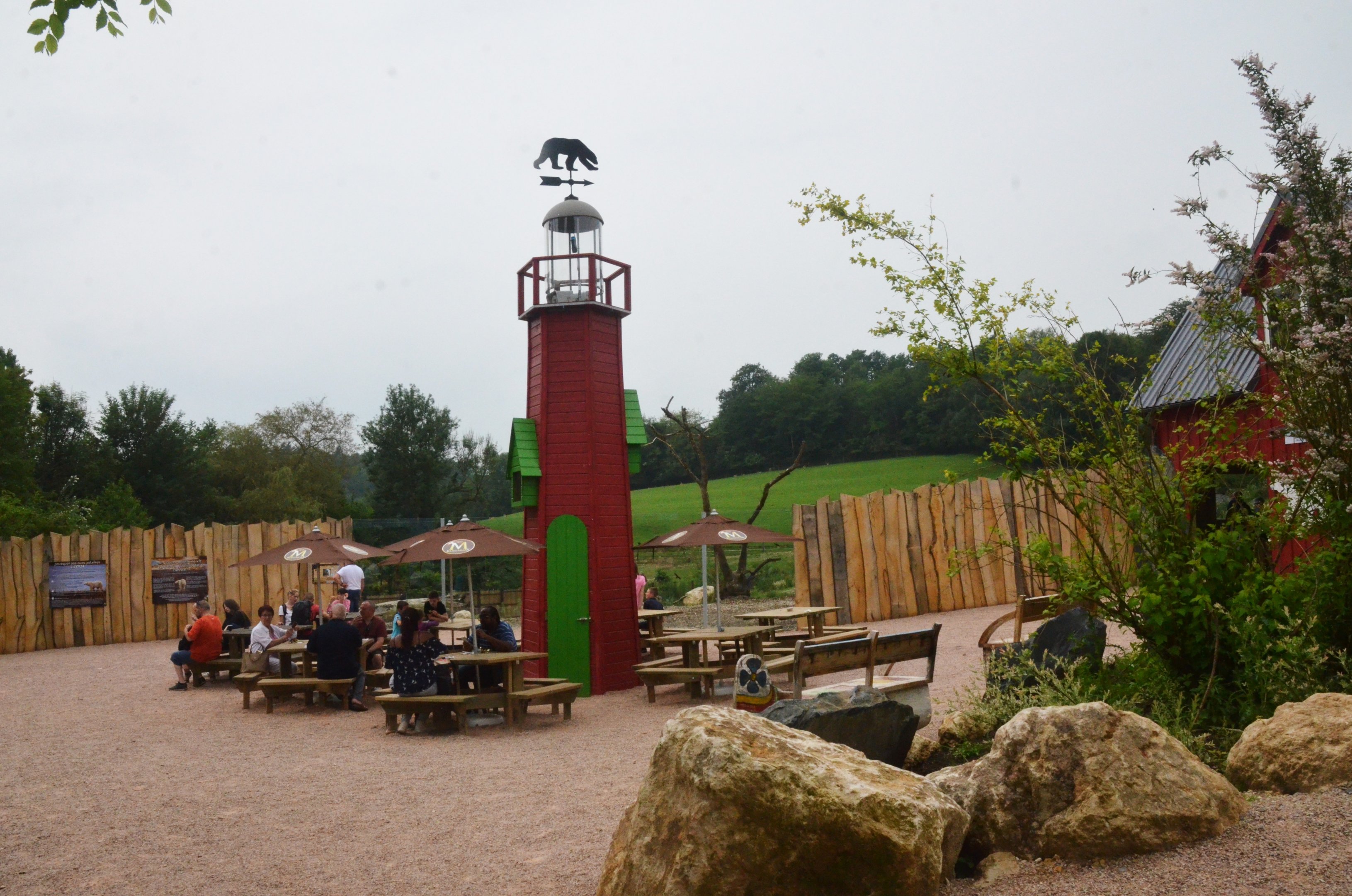 Polar Bear/Arctic Fox Complex at CERZA, 10/06/18