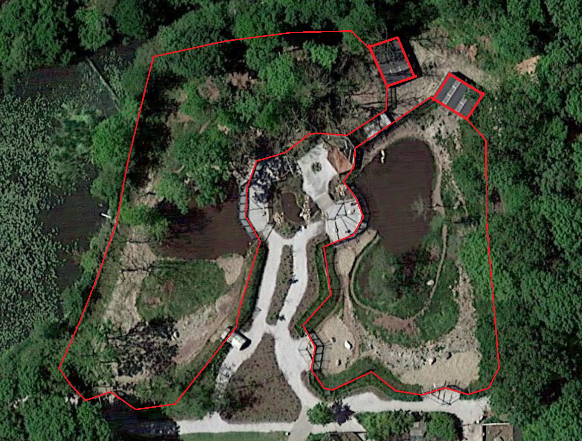 Polar bear enclosure overview