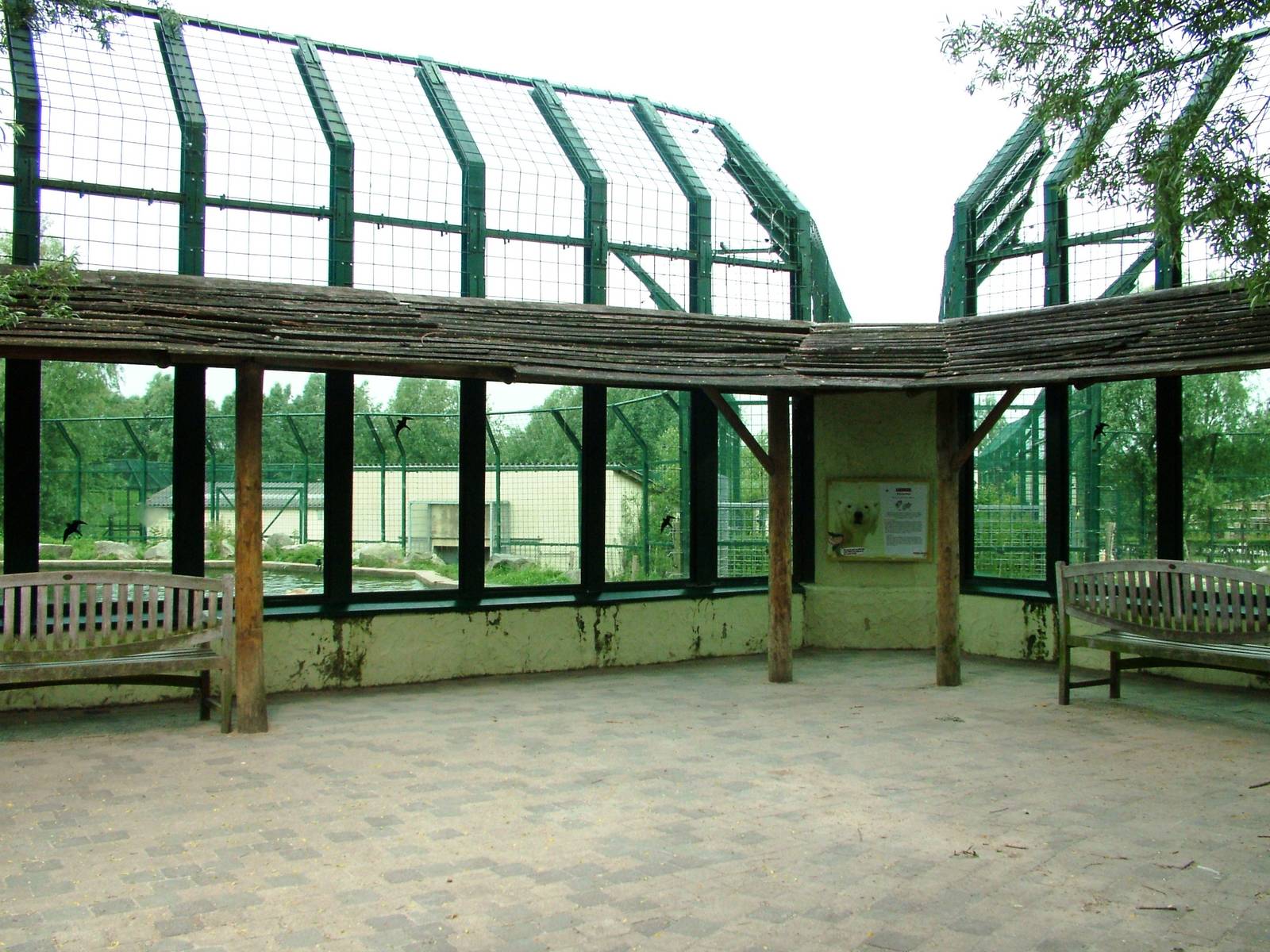 Polar Bear Enclosures at Dierenrijk, 31/05/12