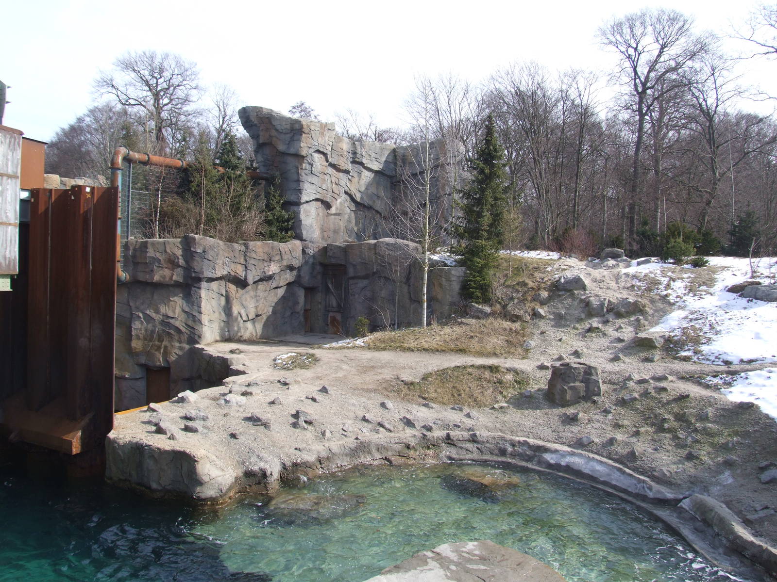 Polar Bear Exhibit at Hannover, 23/03/13