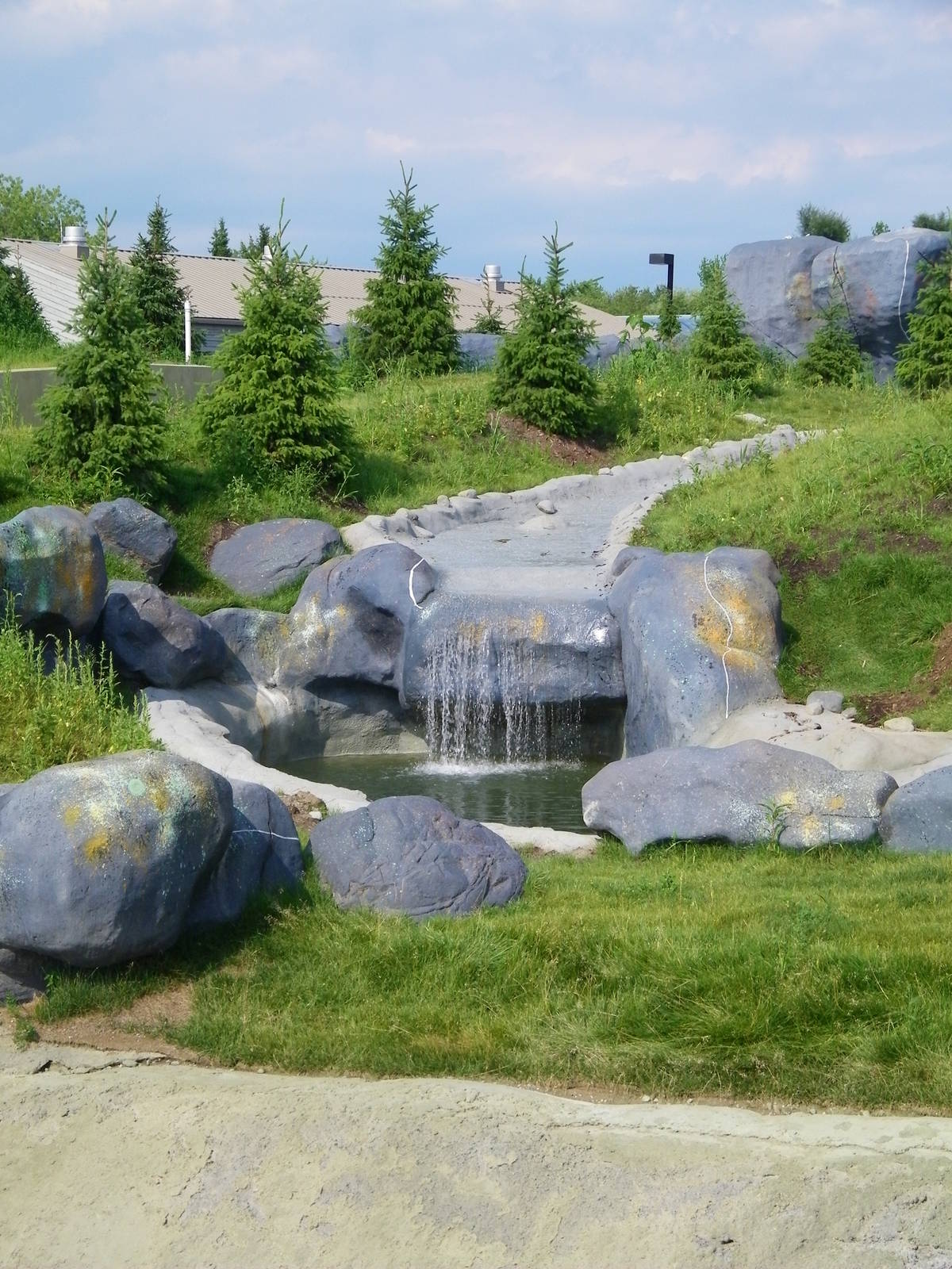 Polar Bear Exhibit Stream & Pond