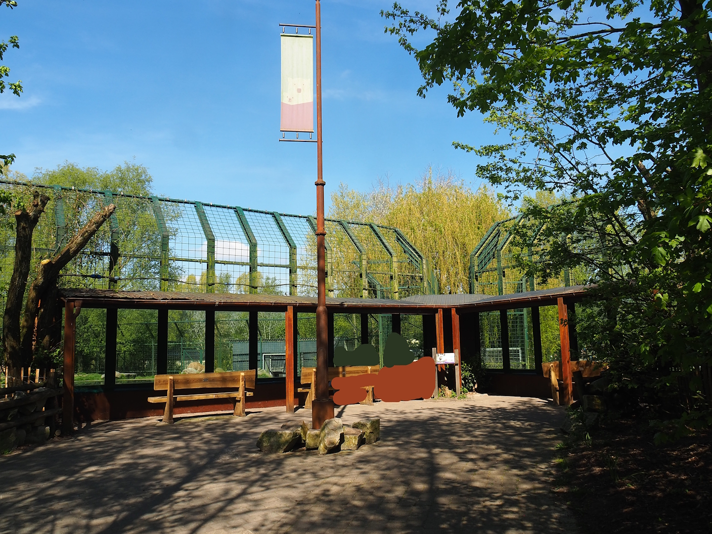 Polar bear viewing area, 2023-04-30