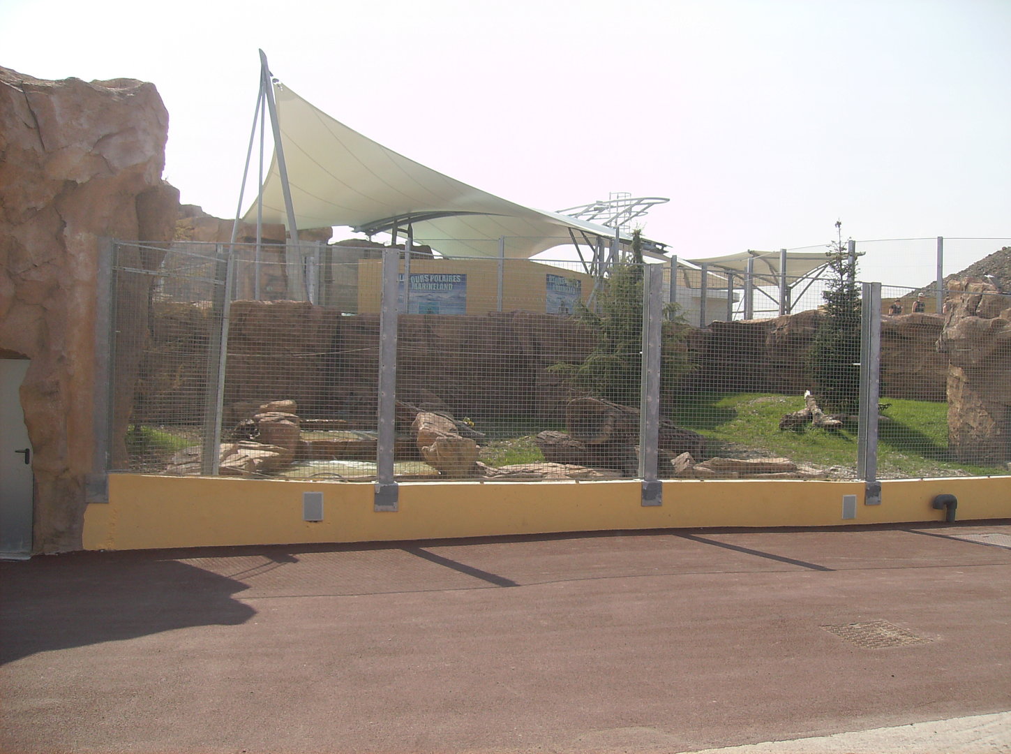 Polar bears exhibit - 2010