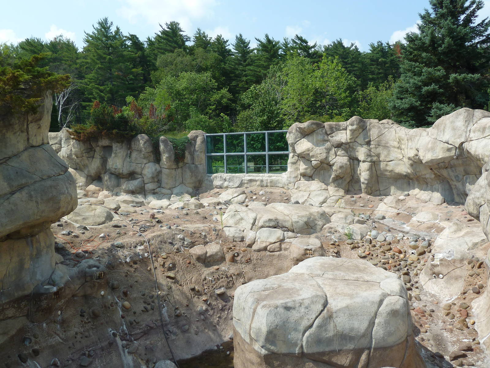 Polar Shores Complex (now closed)