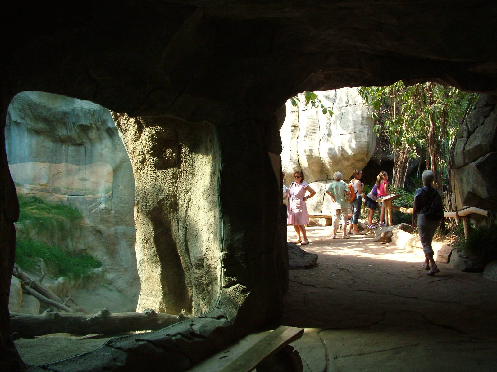 Pongoland Interior at Leipzig, 02/09/11