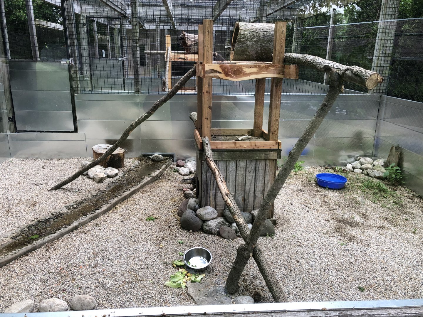 Porcupine Exhibit 1 sideview