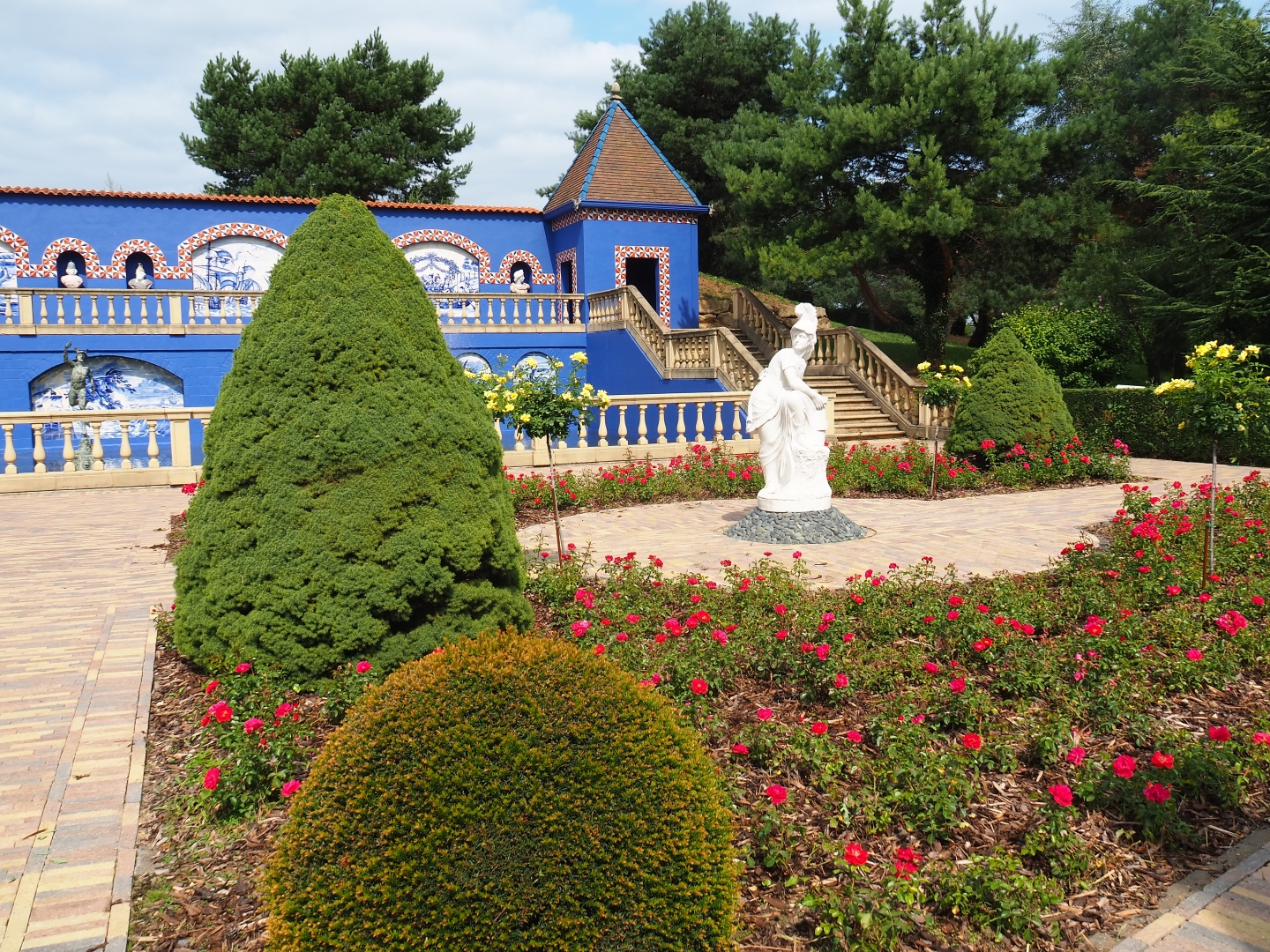 Portugese gardens (Aug 28th, 2018)