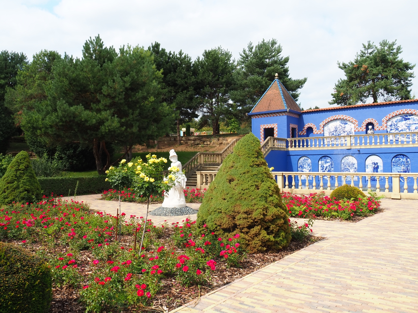 Portugese gardens (Aug 28th, 2018)