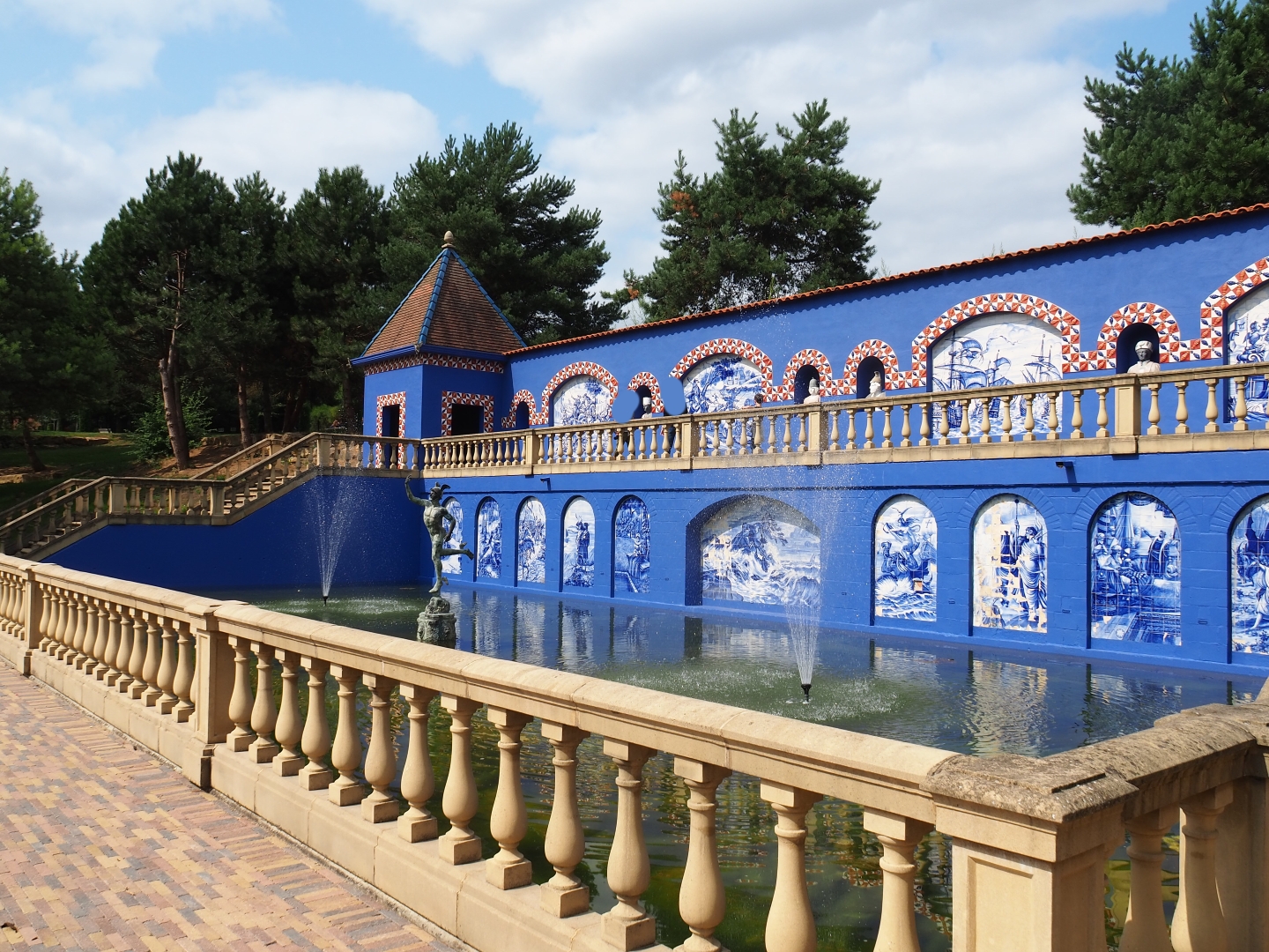 Portugese gardens (Aug 28th, 2018)