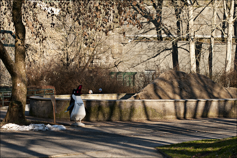 Prarie dog exhibit at Berlin Tierpark