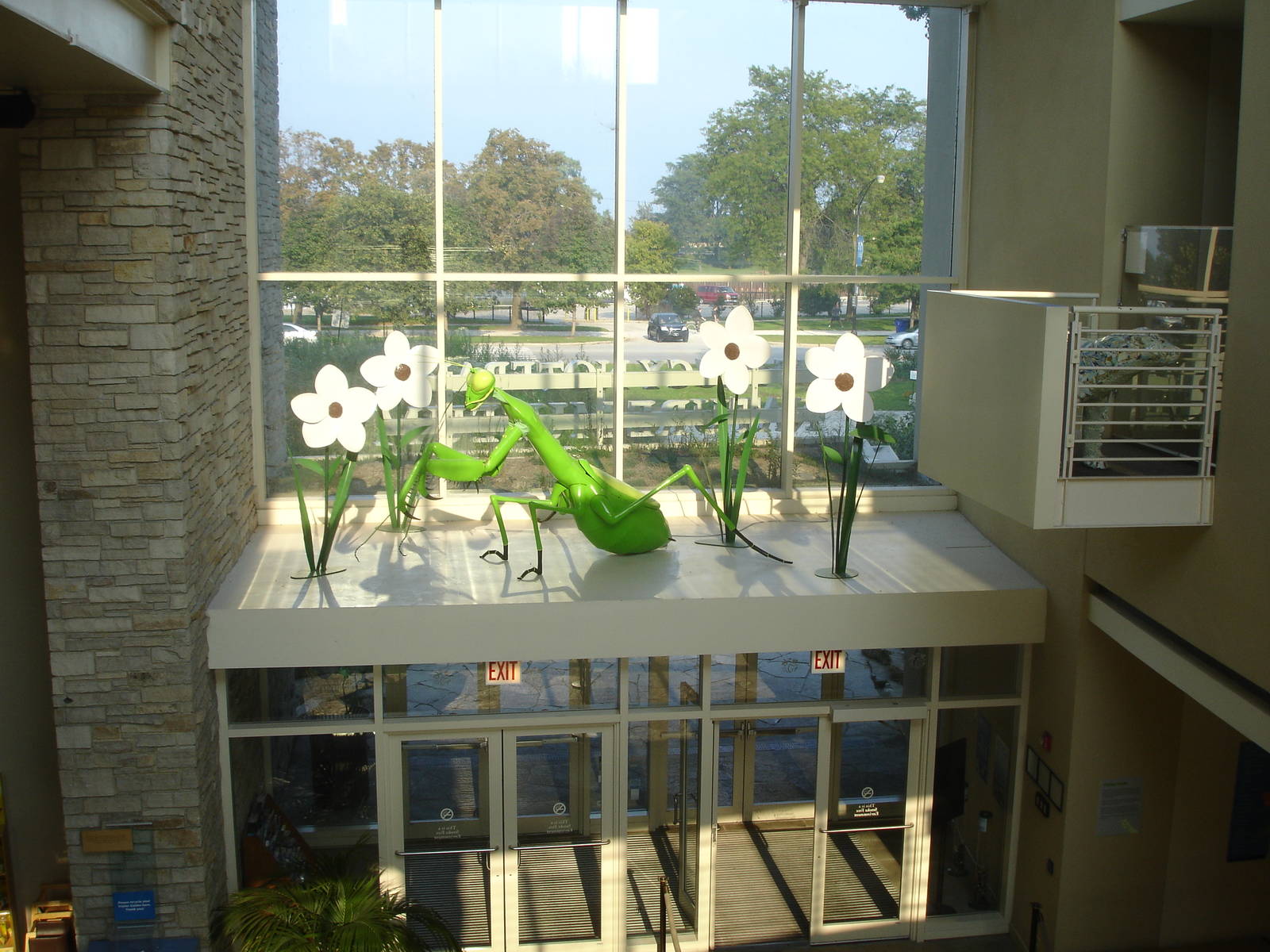 Praying Mantis Sculpture