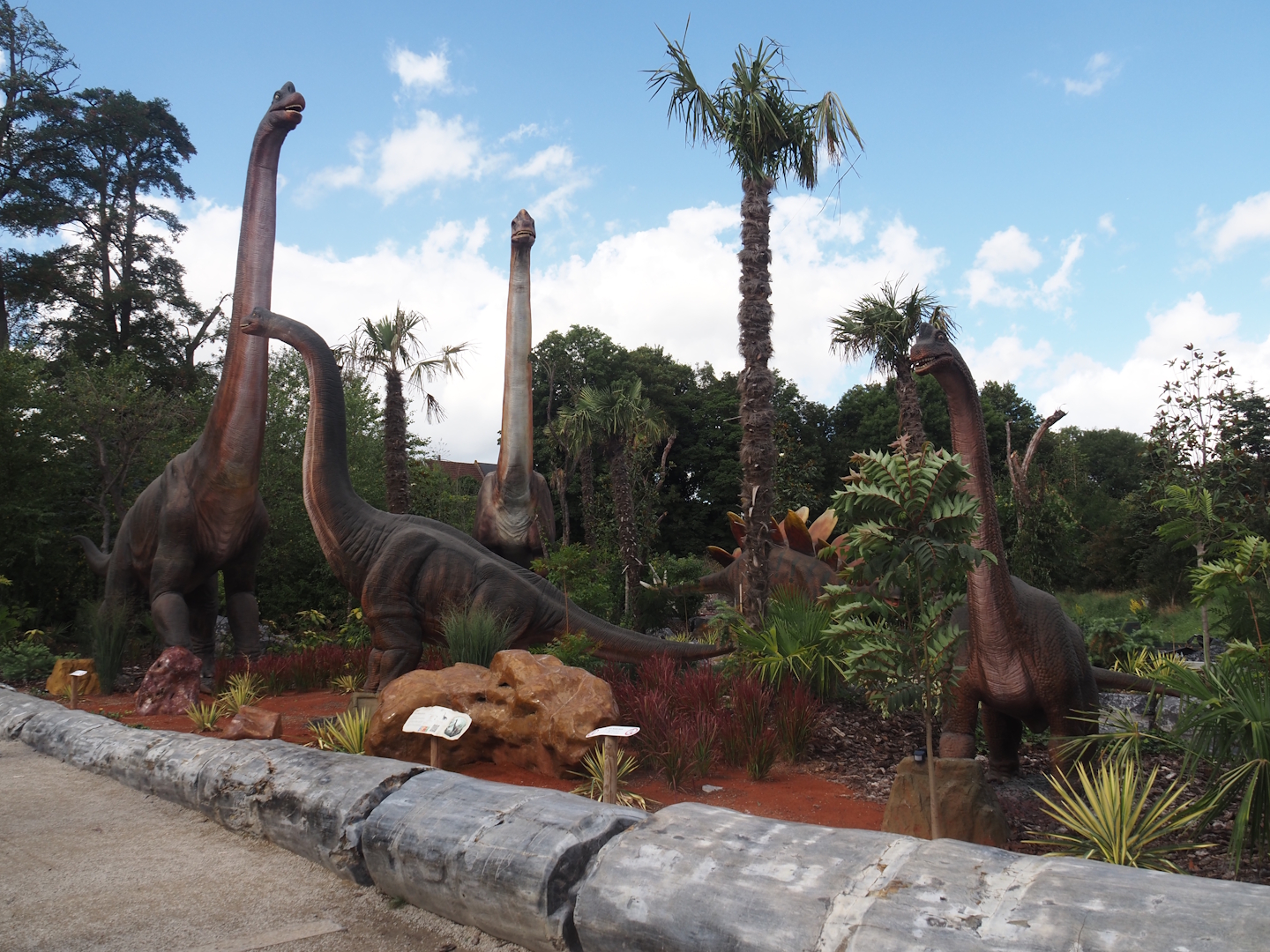 Prehi Daiza: Lands of the Past - Land of the Giants - Brachiosaurus animatronic models, 2025-09-01
