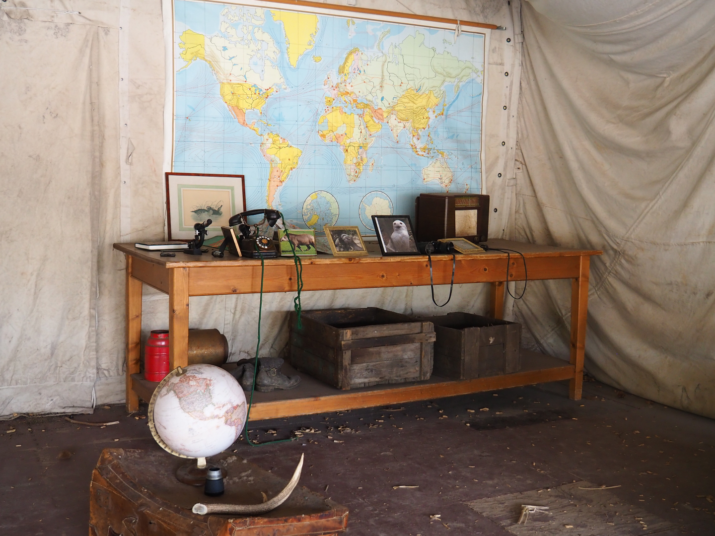 Presentation stage props, 2019-08-11