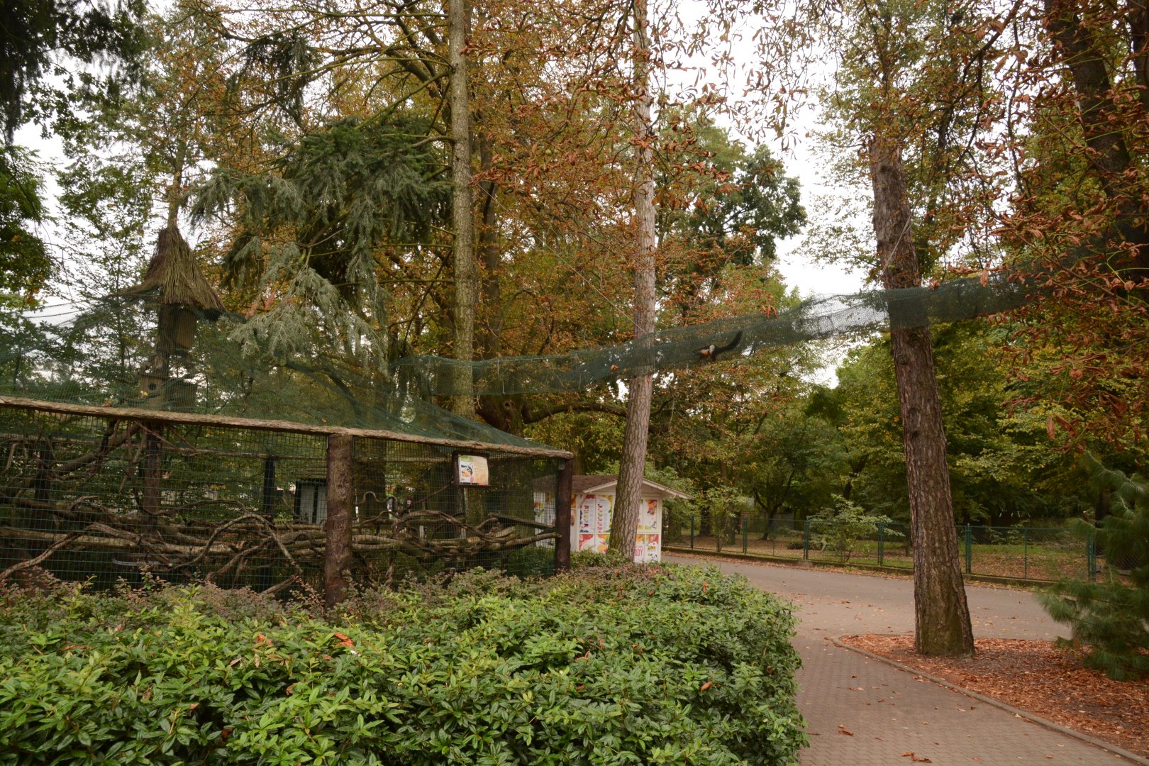 Prevost Squirrel 360 enclosure