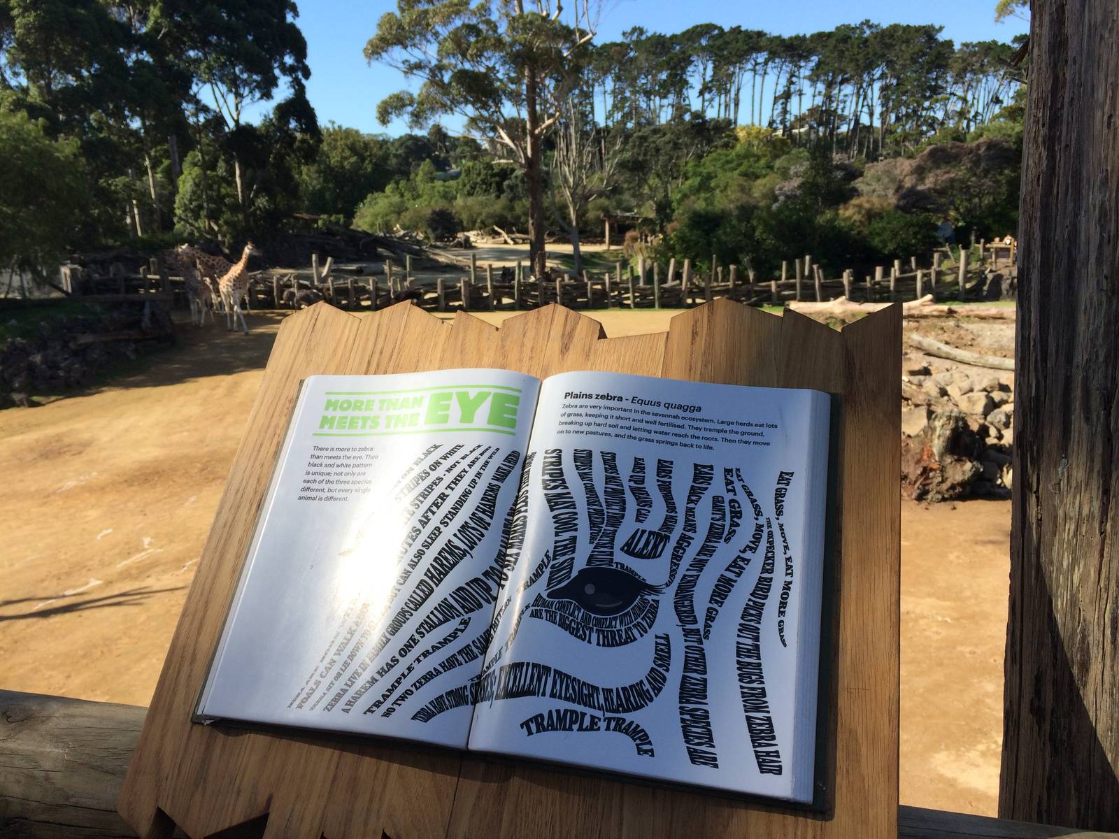 Pridelands Escarpment, Signage