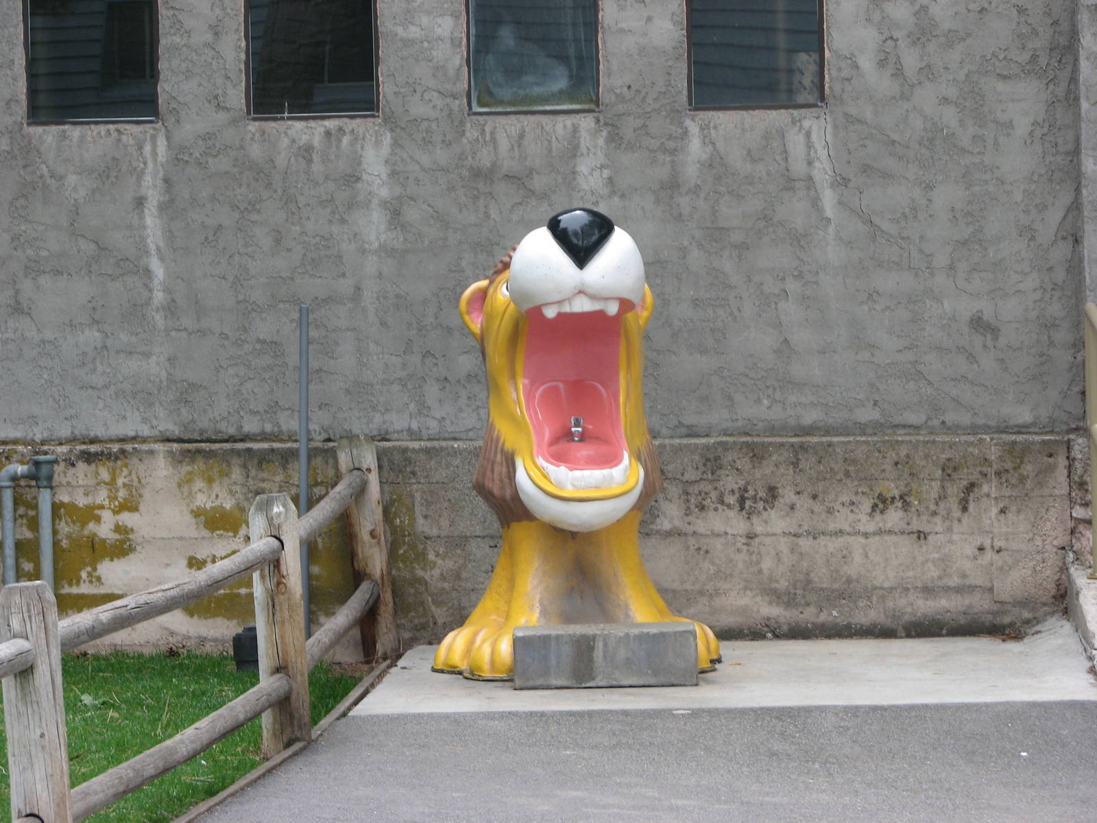 Primate Forest and Exhibition Hall