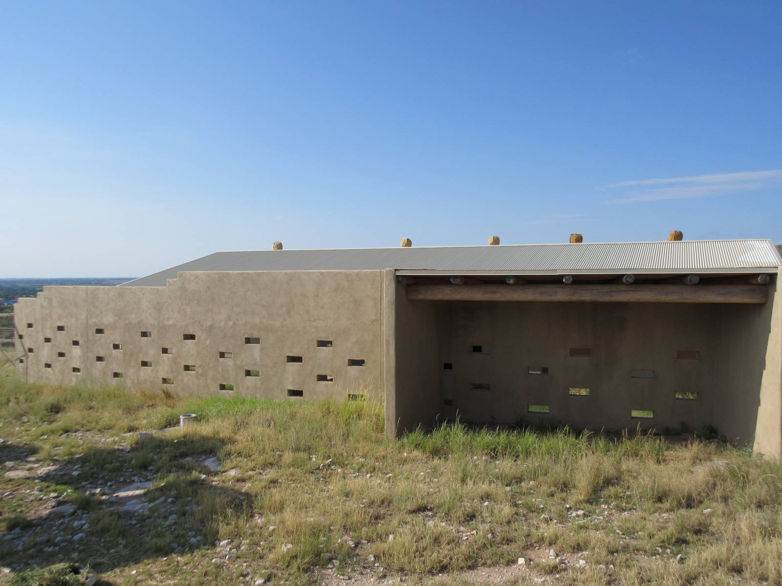 Pronghorn Exhibit - Shelter
