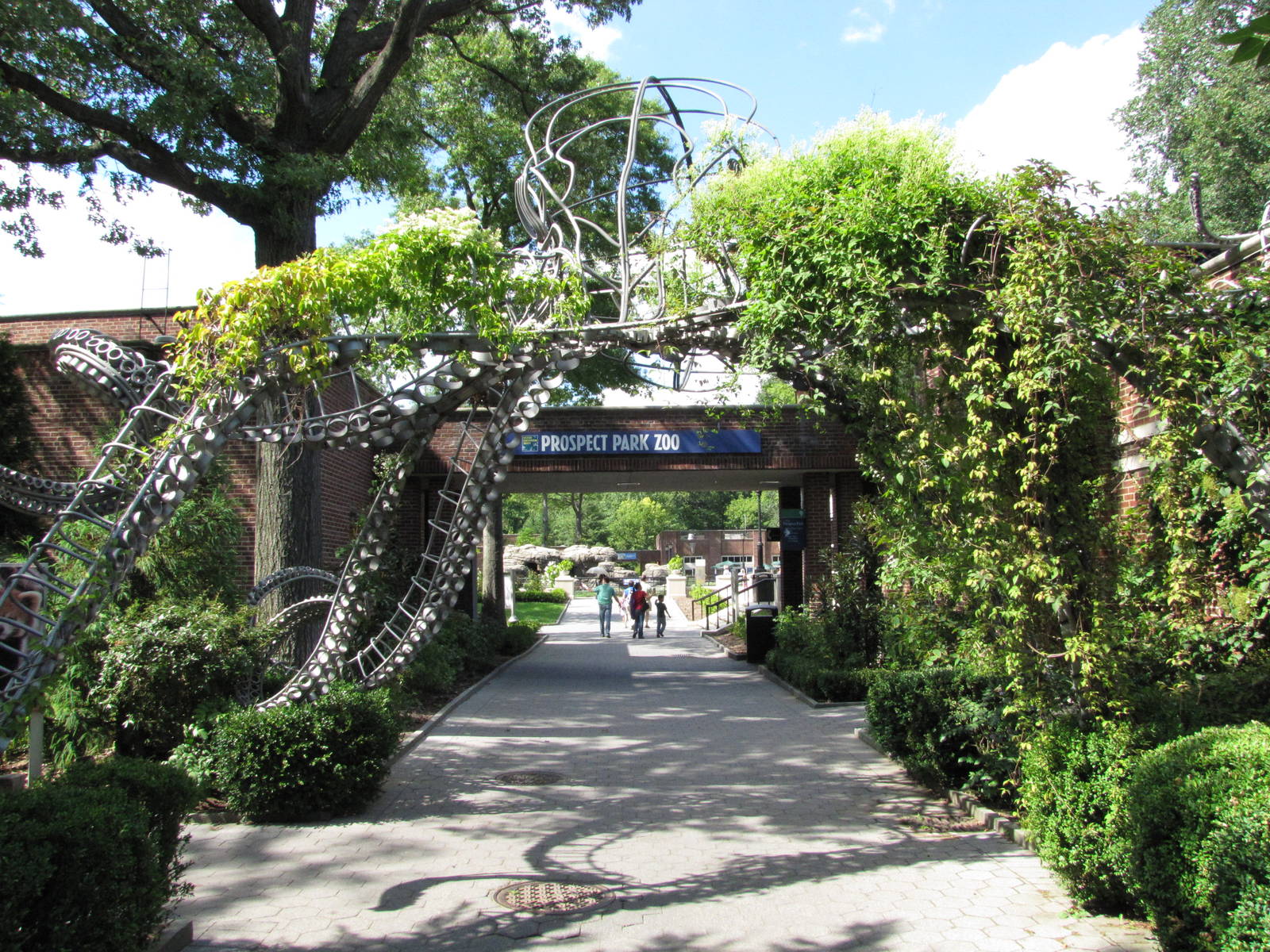 Prospect Park Zoo 2010 - Pathway leading to Center Court