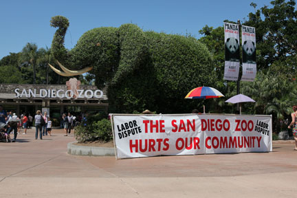 Protesters at San Diego Zoo
