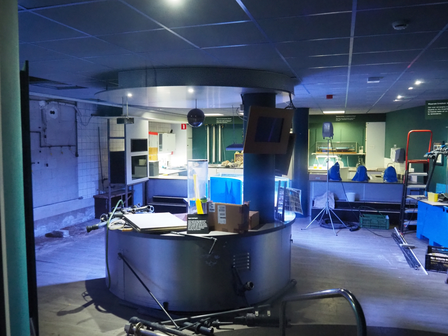 Public marine lab undergoing renovations (Nov 10th, 2018)