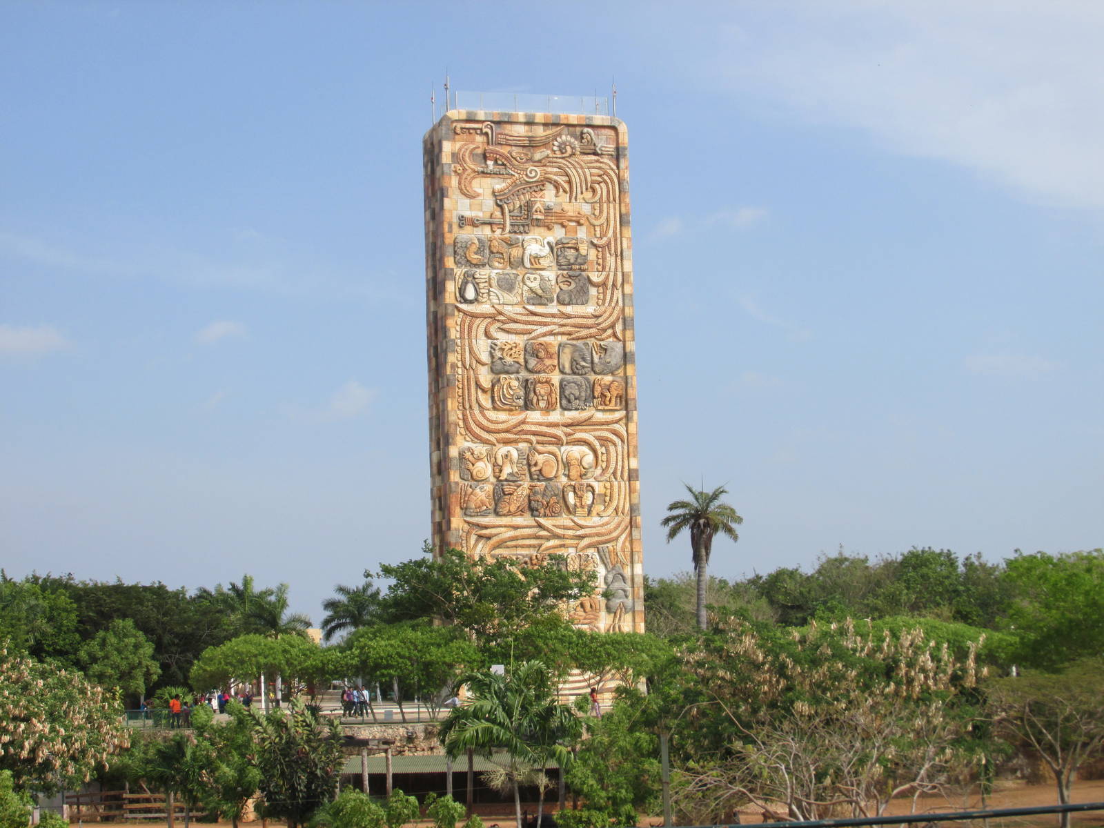 quetzalcoatl monument animaya