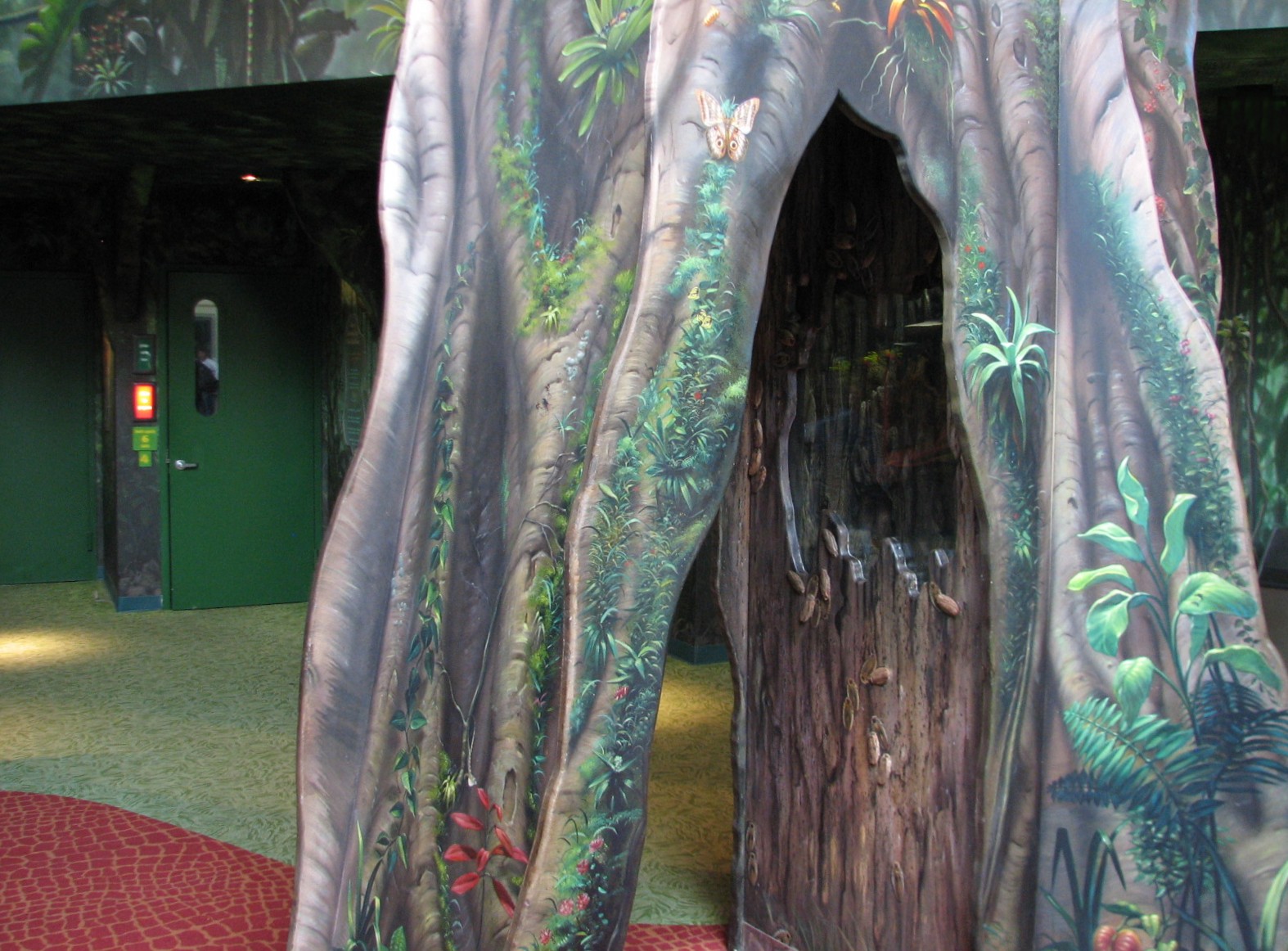 Rafikis Planet Watch - Conservation Station - Song of the Rainforest - Cock