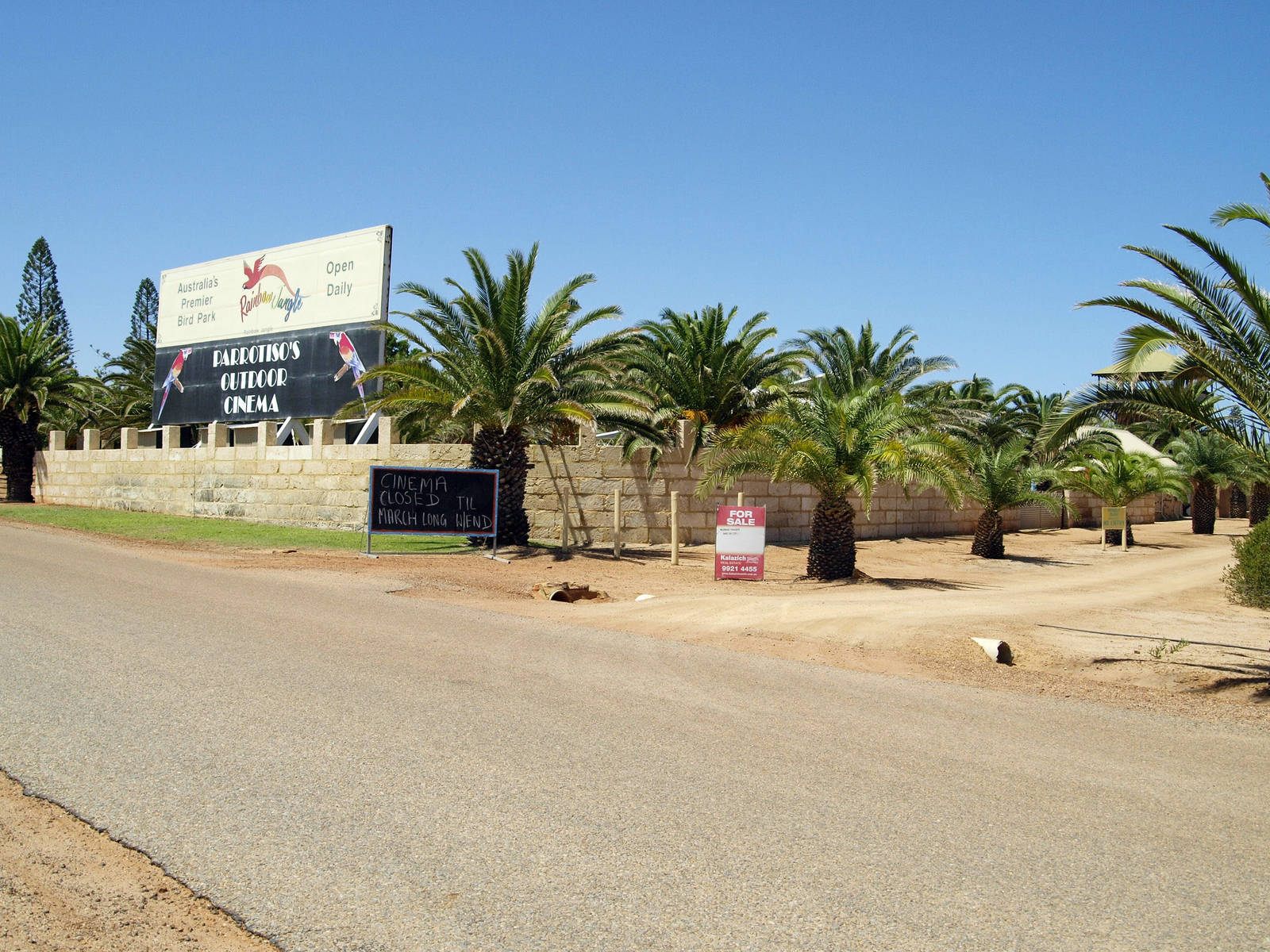 Rainbow Jungle from the road