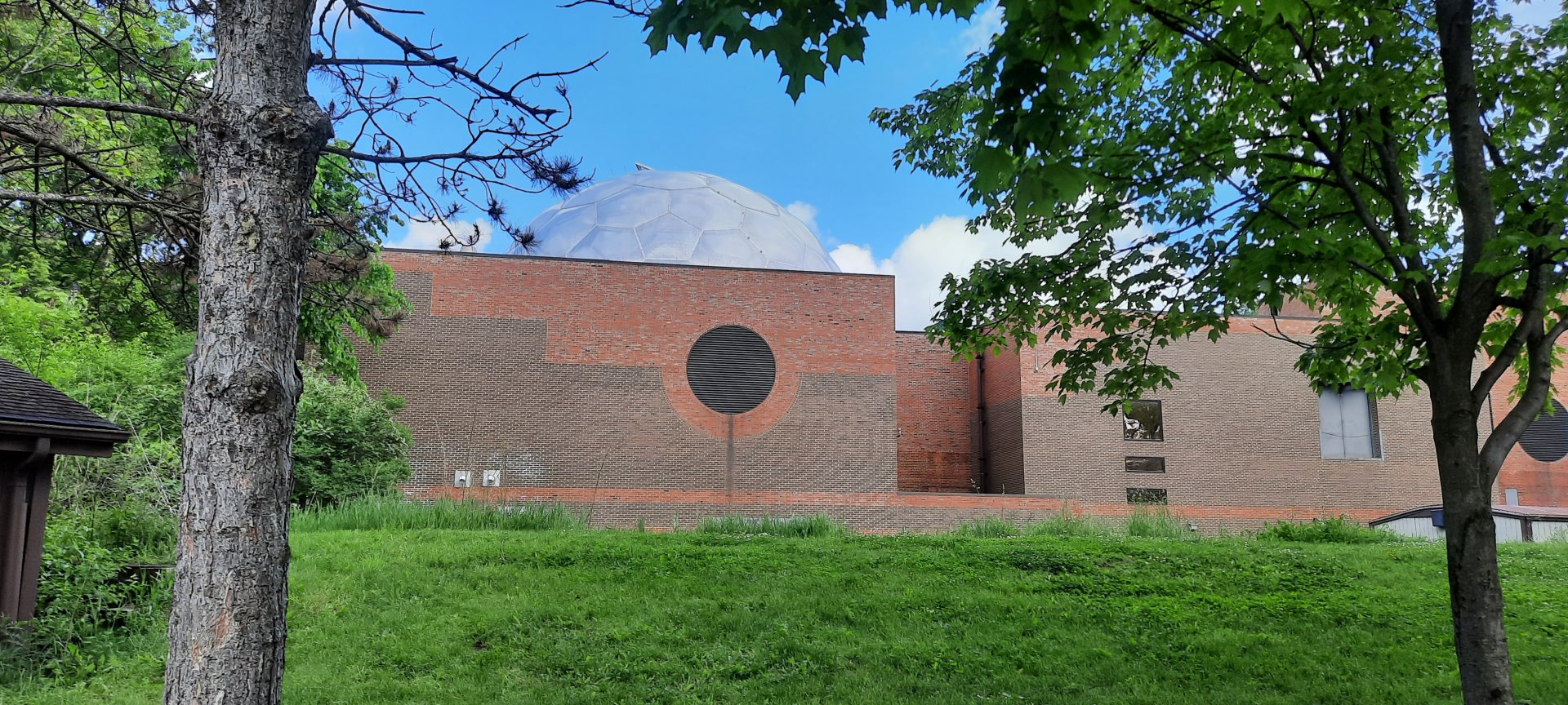 RainForest from the parking lot