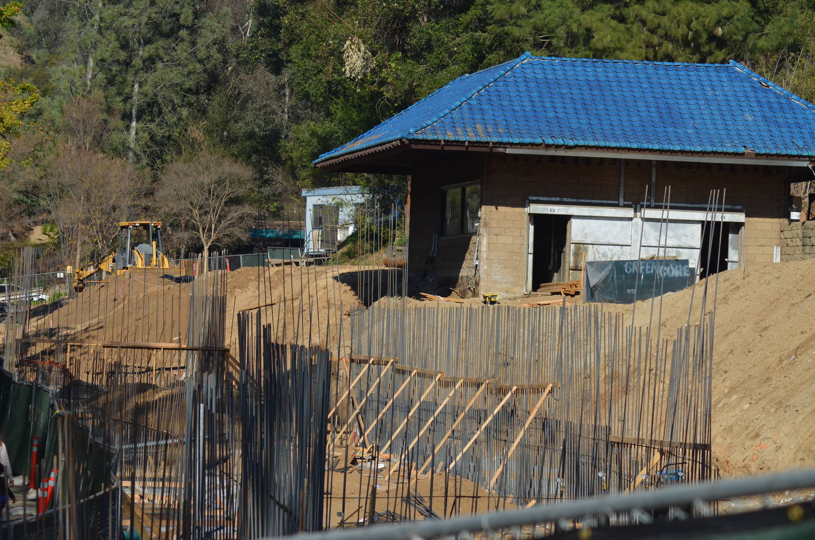 Rainforest of the Americas Construction Site - December 27, 2011