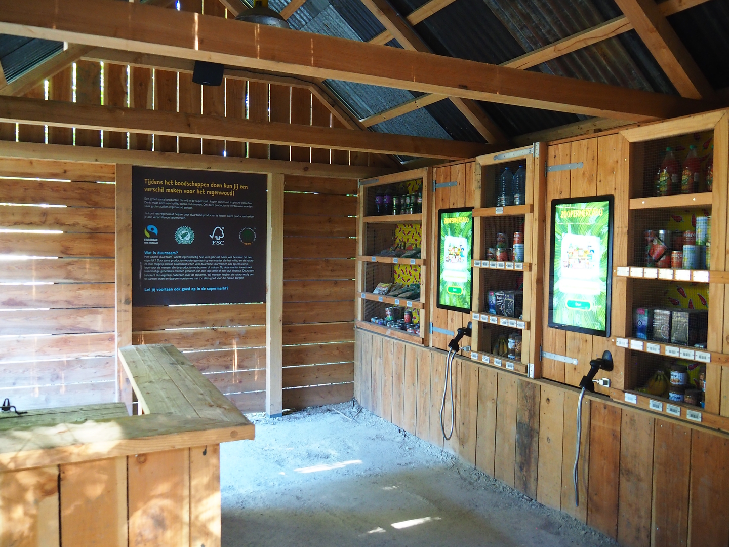 Rainforest products shop education area, 2022-10-09