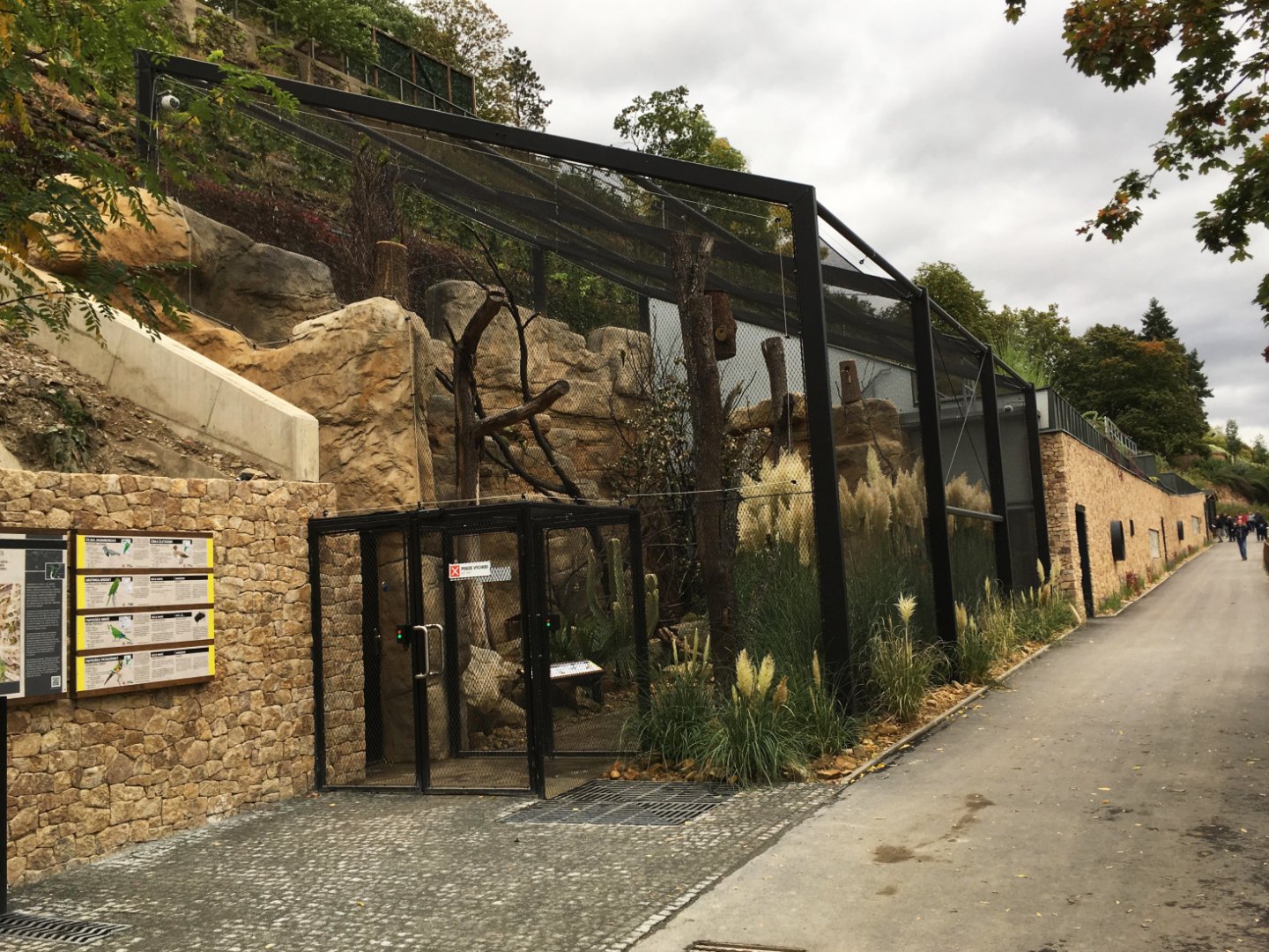 Rakos´ House of Rare Parrots