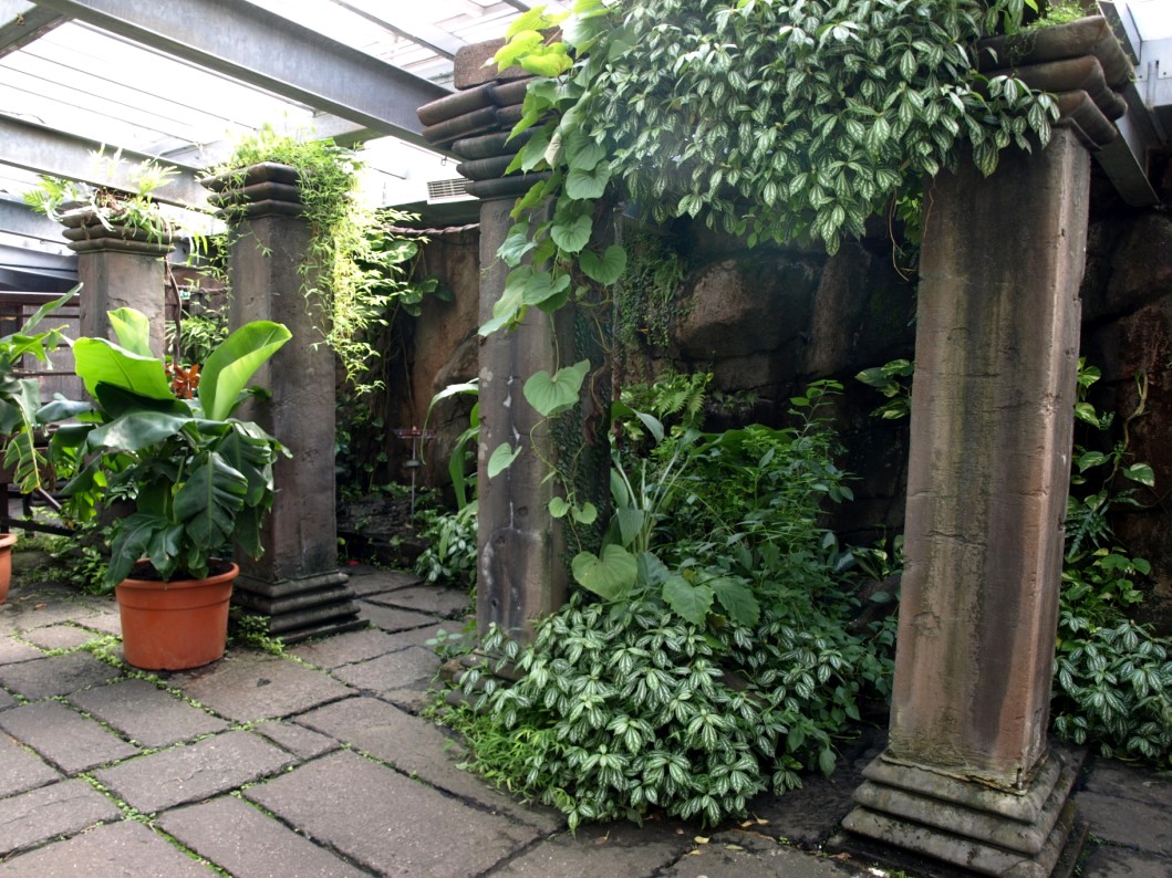 Randers Tropical Zoo - Asian Snake Temple